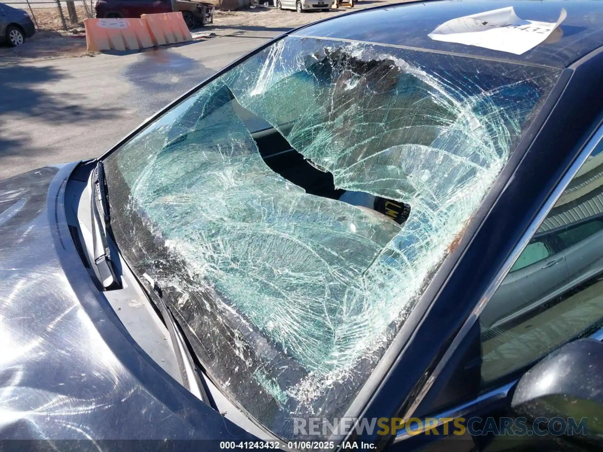 17 Photograph of a damaged car 4T1B11HK3KU723706 TOYOTA CAMRY 2019