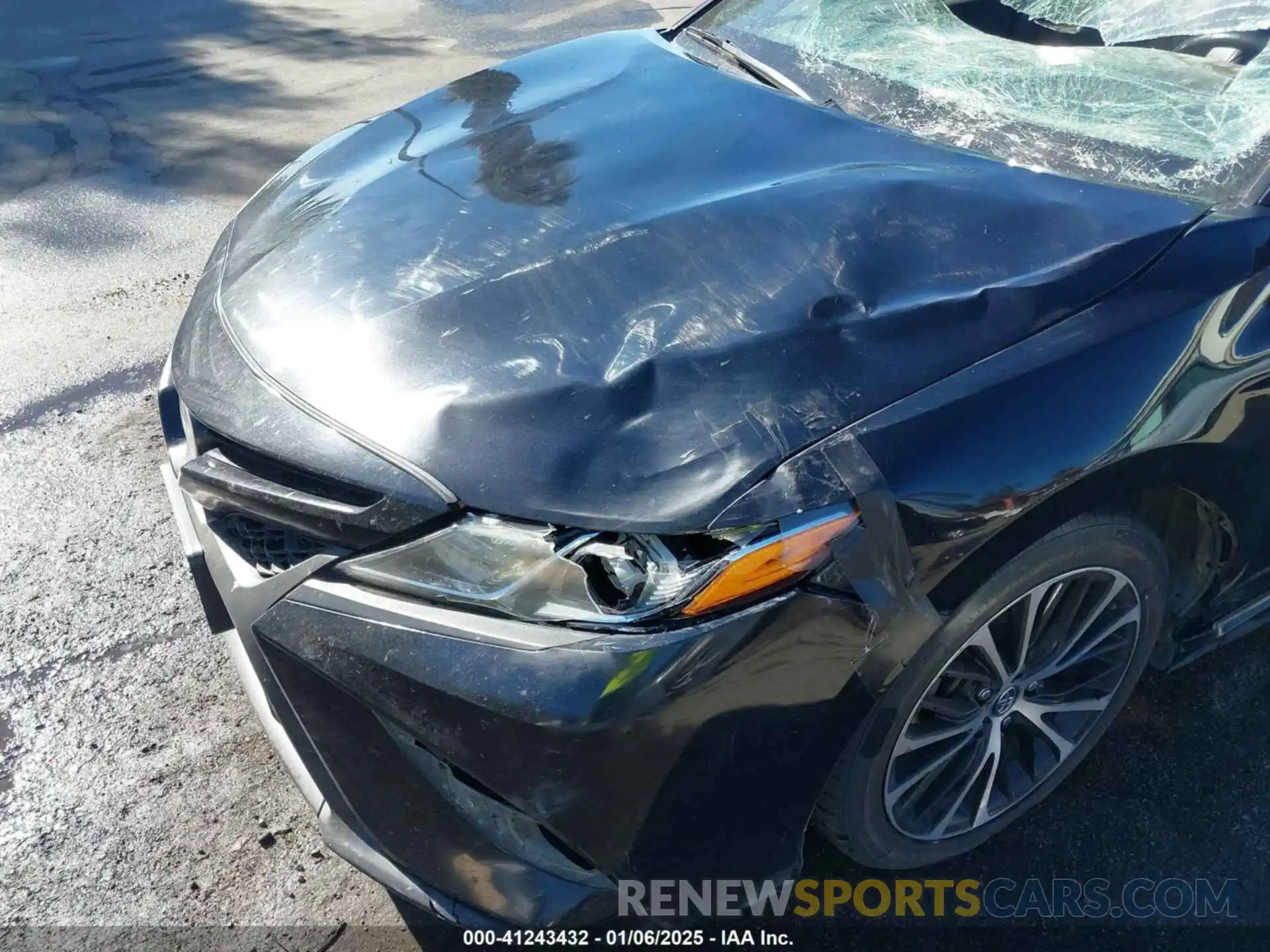 6 Photograph of a damaged car 4T1B11HK3KU723706 TOYOTA CAMRY 2019