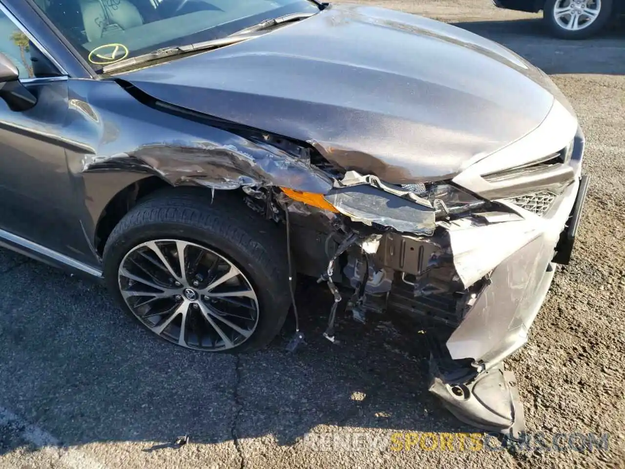 9 Photograph of a damaged car 4T1B11HK3KU726301 TOYOTA CAMRY 2019