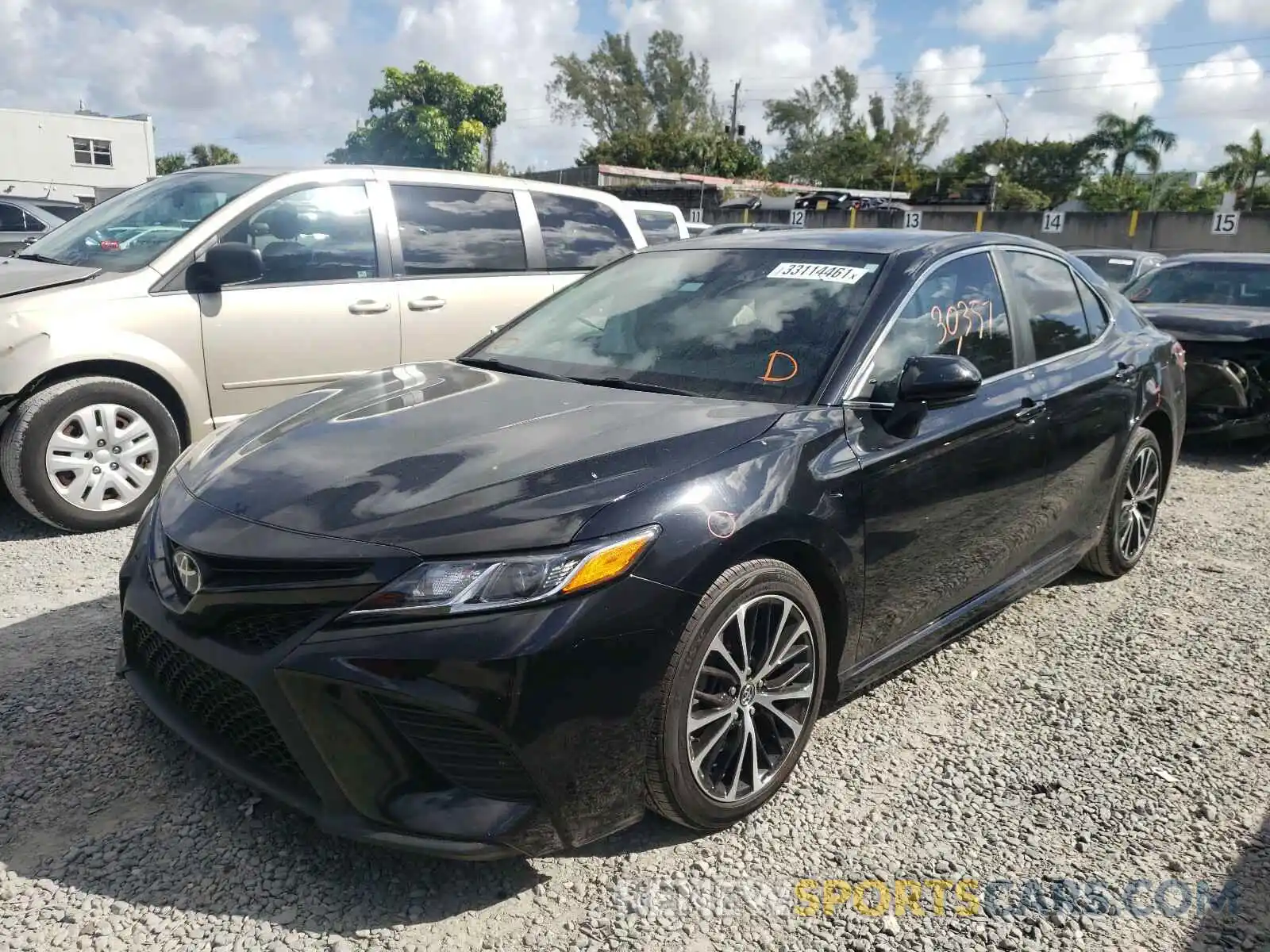 2 Photograph of a damaged car 4T1B11HK3KU726542 TOYOTA CAMRY 2019