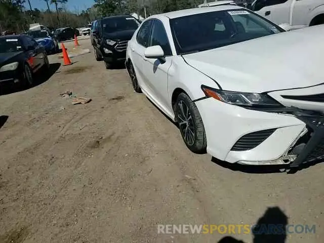 11 Photograph of a damaged car 4T1B11HK3KU730803 TOYOTA CAMRY 2019