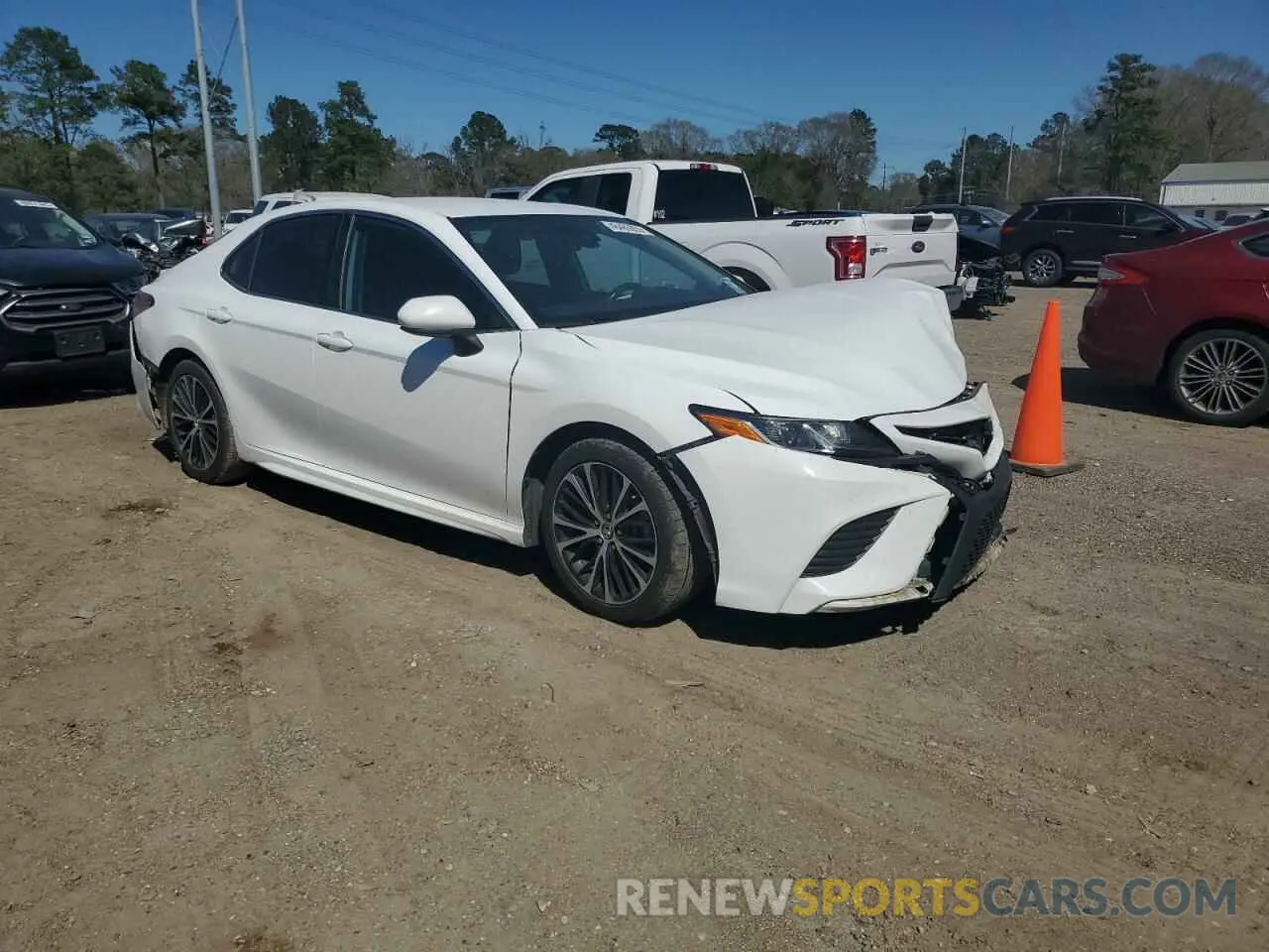 4 Photograph of a damaged car 4T1B11HK3KU730803 TOYOTA CAMRY 2019
