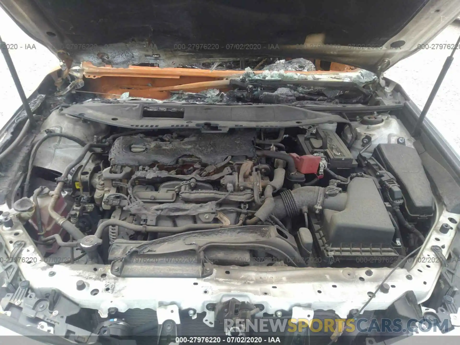 10 Photograph of a damaged car 4T1B11HK3KU733829 TOYOTA CAMRY 2019