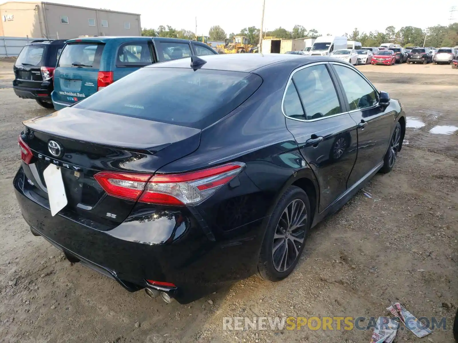 4 Photograph of a damaged car 4T1B11HK3KU735127 TOYOTA CAMRY 2019