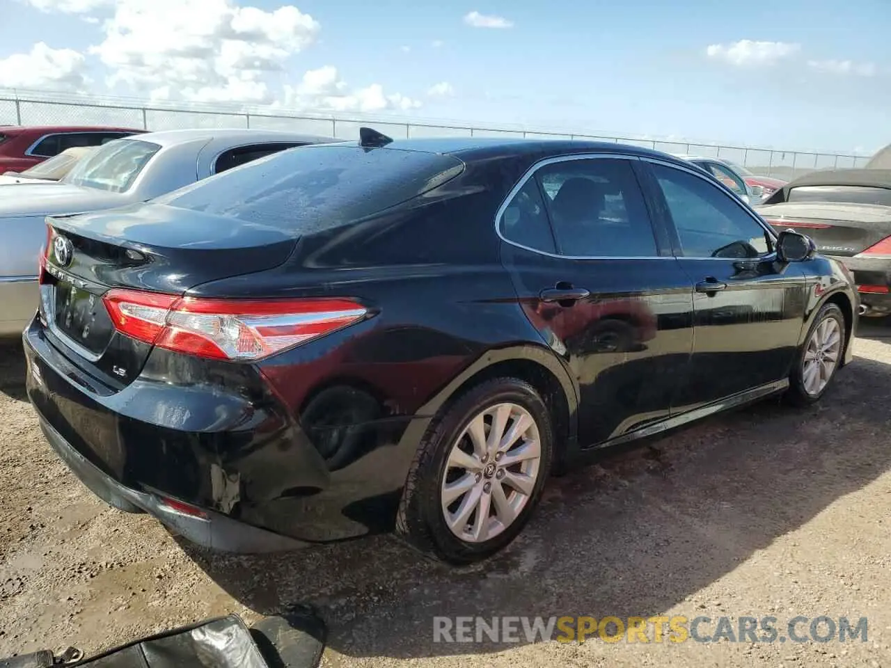 3 Photograph of a damaged car 4T1B11HK3KU736455 TOYOTA CAMRY 2019