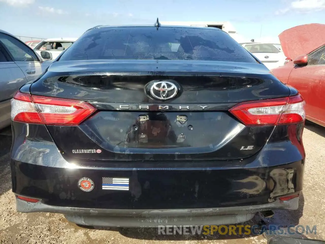 6 Photograph of a damaged car 4T1B11HK3KU736455 TOYOTA CAMRY 2019