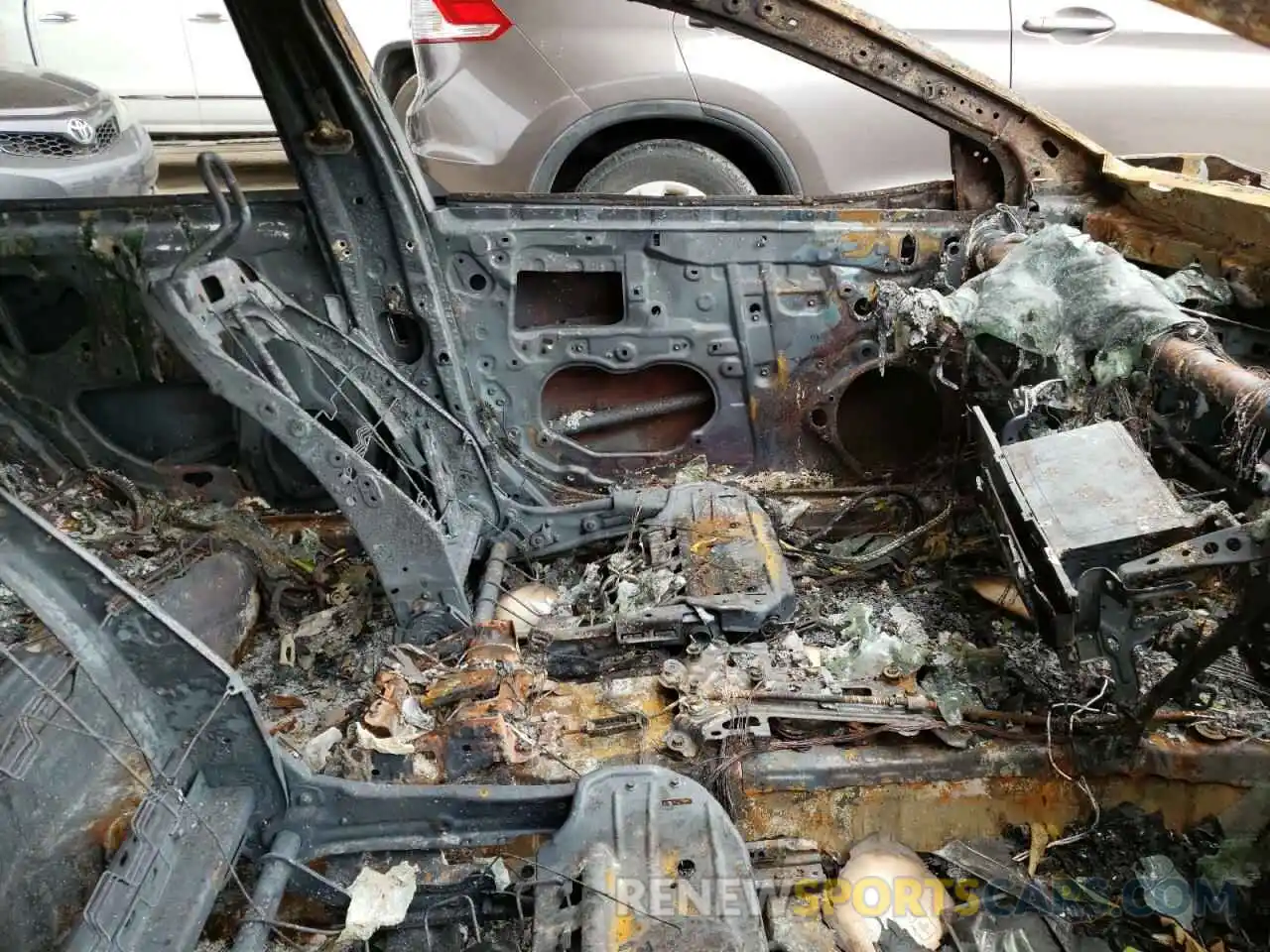 5 Photograph of a damaged car 4T1B11HK3KU736858 TOYOTA CAMRY 2019