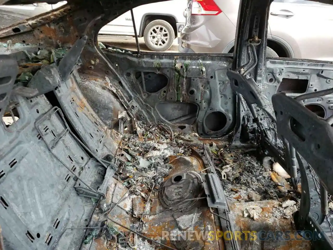 6 Photograph of a damaged car 4T1B11HK3KU736858 TOYOTA CAMRY 2019