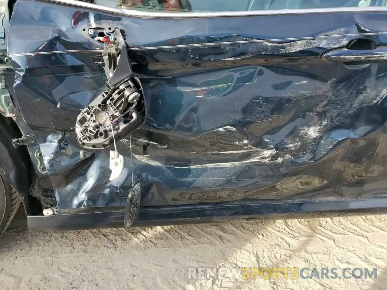 9 Photograph of a damaged car 4T1B11HK3KU737444 TOYOTA CAMRY 2019