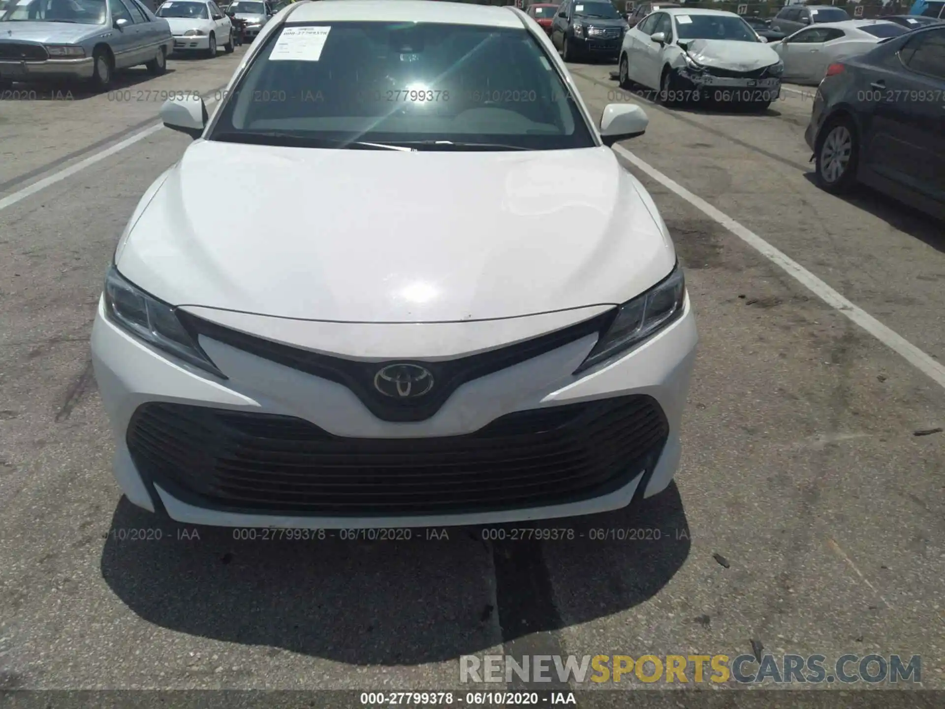 6 Photograph of a damaged car 4T1B11HK3KU747083 TOYOTA CAMRY 2019