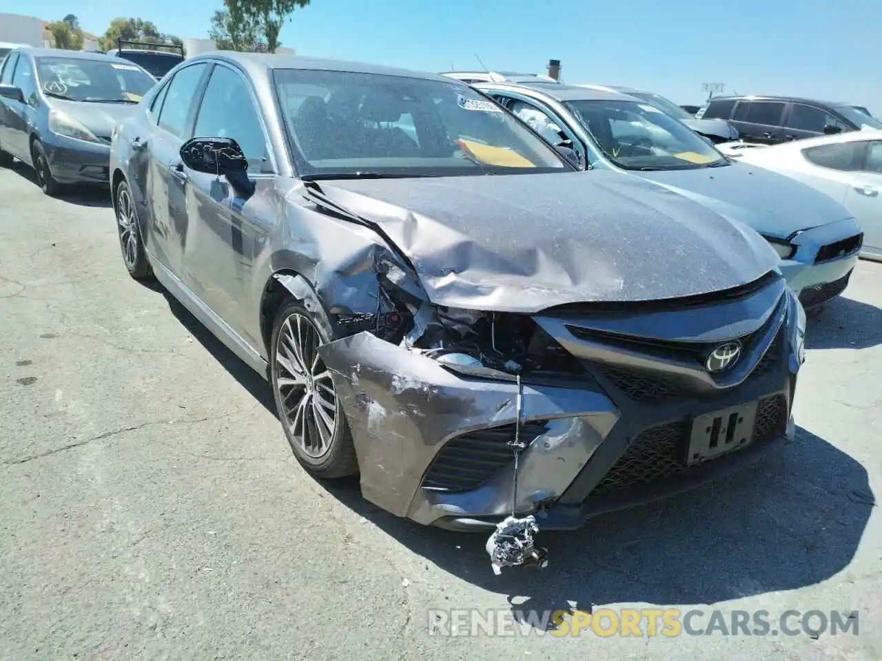 1 Photograph of a damaged car 4T1B11HK3KU750498 TOYOTA CAMRY 2019