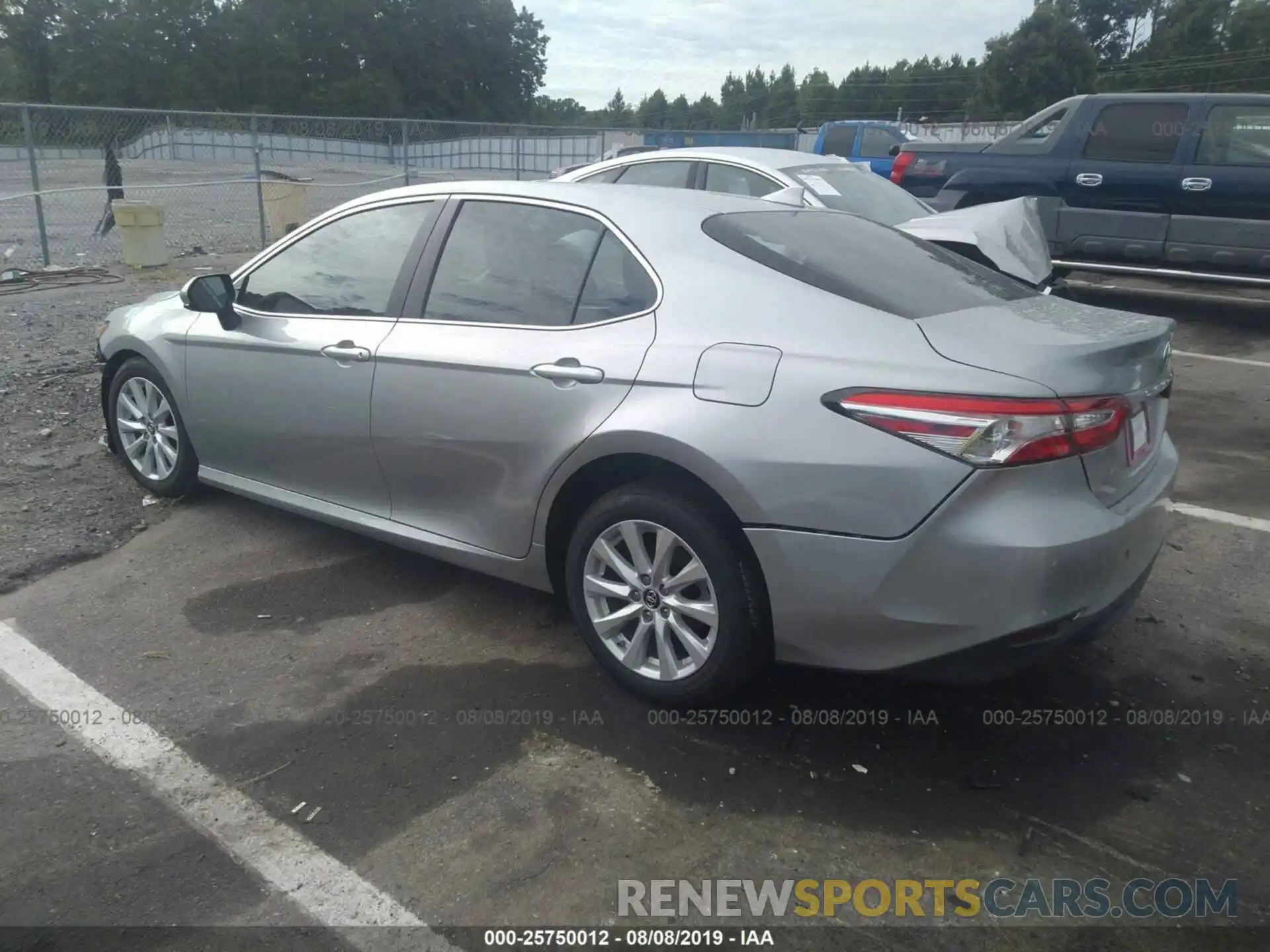 3 Photograph of a damaged car 4T1B11HK3KU752185 TOYOTA CAMRY 2019