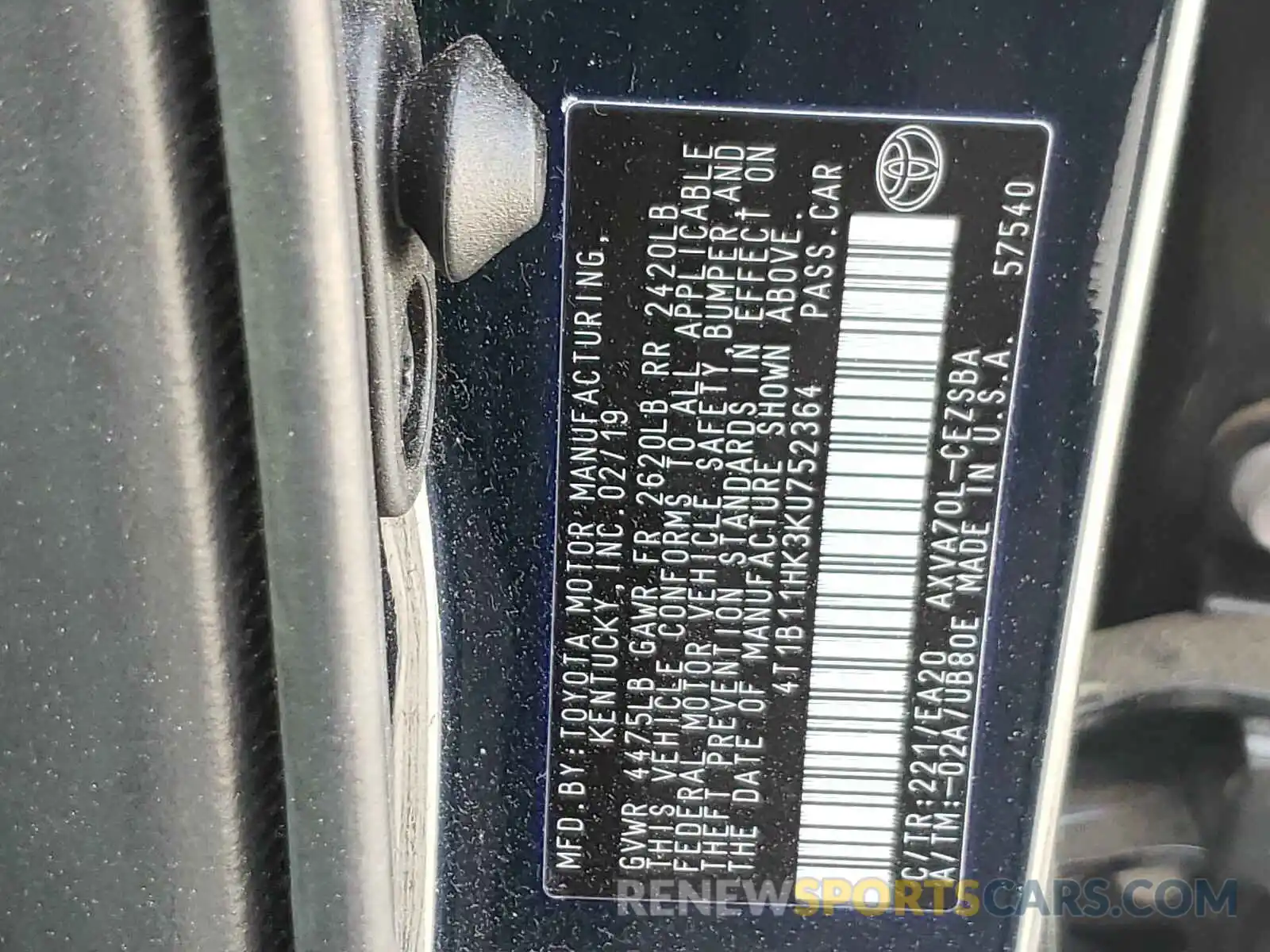 10 Photograph of a damaged car 4T1B11HK3KU752364 TOYOTA CAMRY 2019