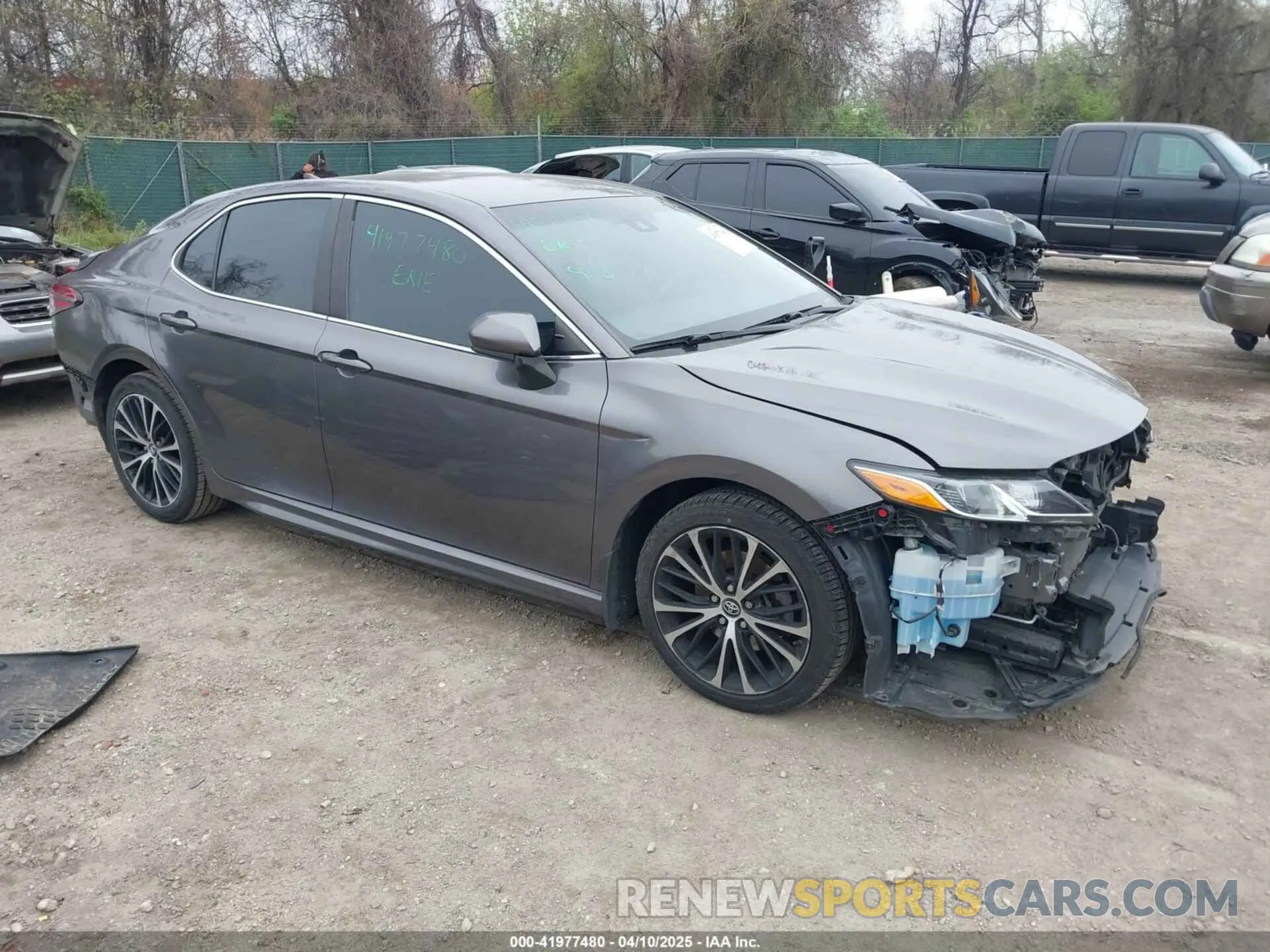 1 Photograph of a damaged car 4T1B11HK3KU755068 TOYOTA CAMRY 2019