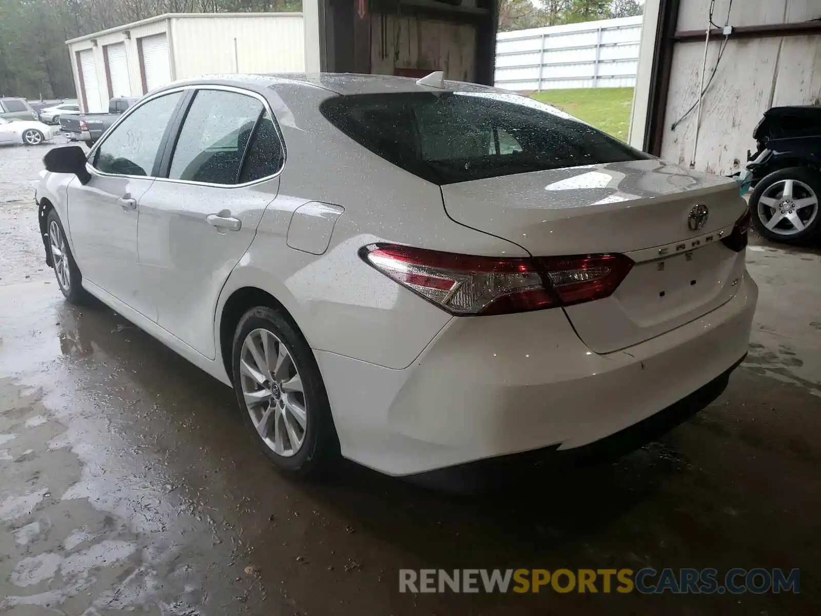 3 Photograph of a damaged car 4T1B11HK3KU759136 TOYOTA CAMRY 2019