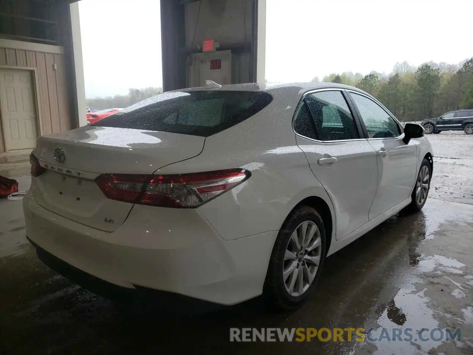 4 Photograph of a damaged car 4T1B11HK3KU759136 TOYOTA CAMRY 2019