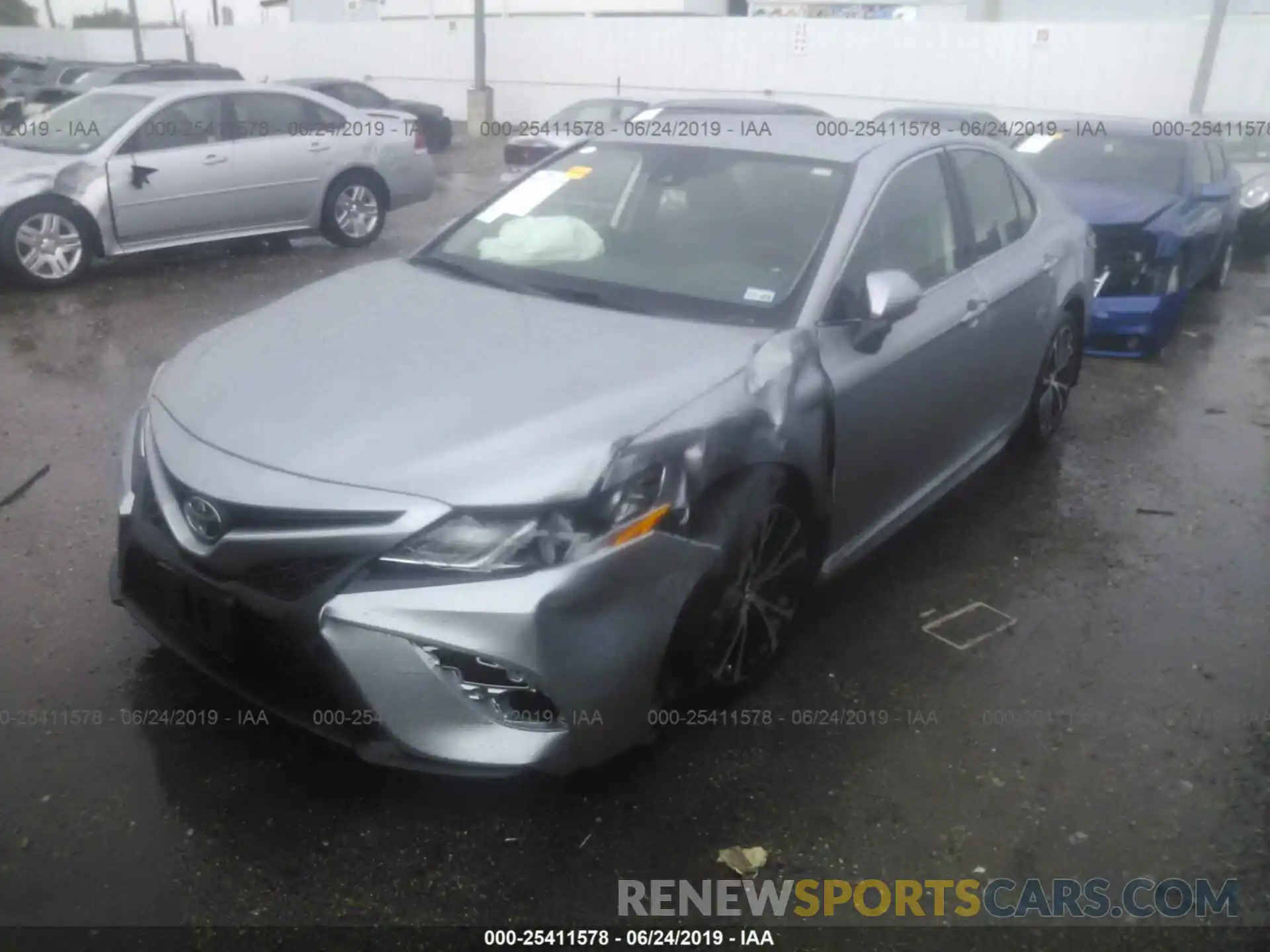 2 Photograph of a damaged car 4T1B11HK3KU764062 TOYOTA CAMRY 2019