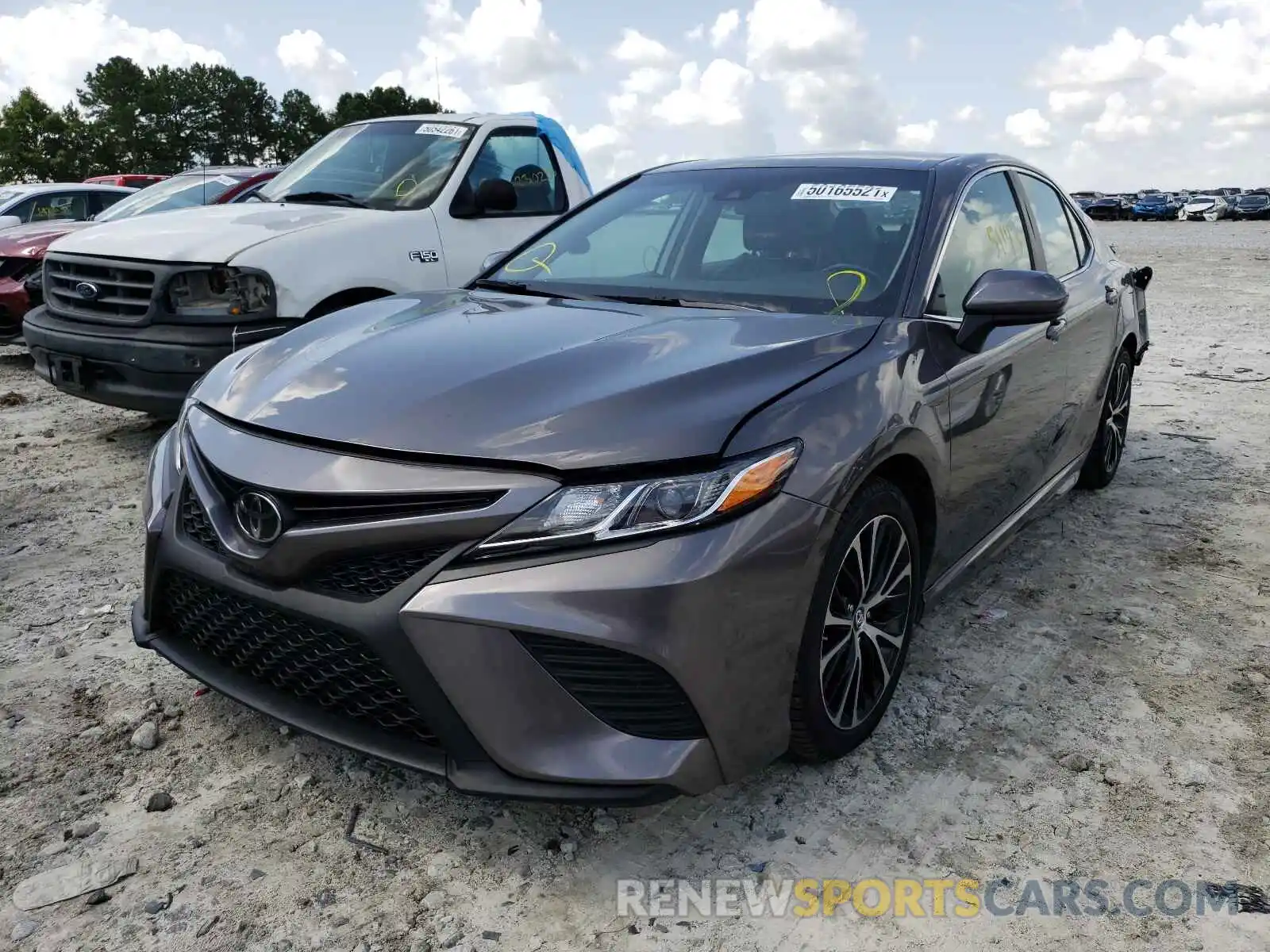 2 Photograph of a damaged car 4T1B11HK3KU764627 TOYOTA CAMRY 2019