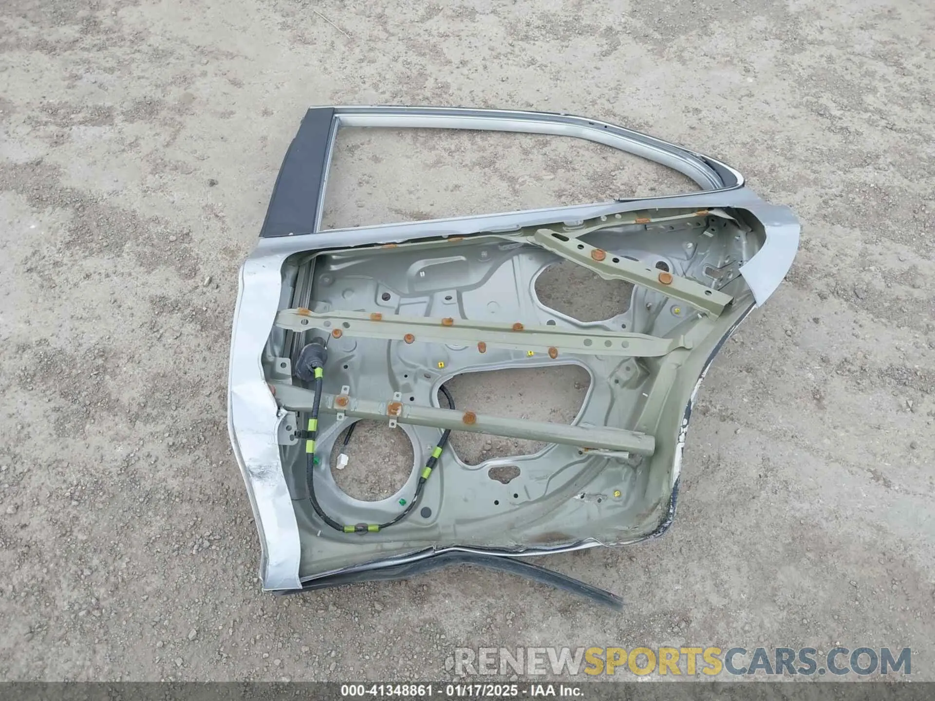 12 Photograph of a damaged car 4T1B11HK3KU769178 TOYOTA CAMRY 2019
