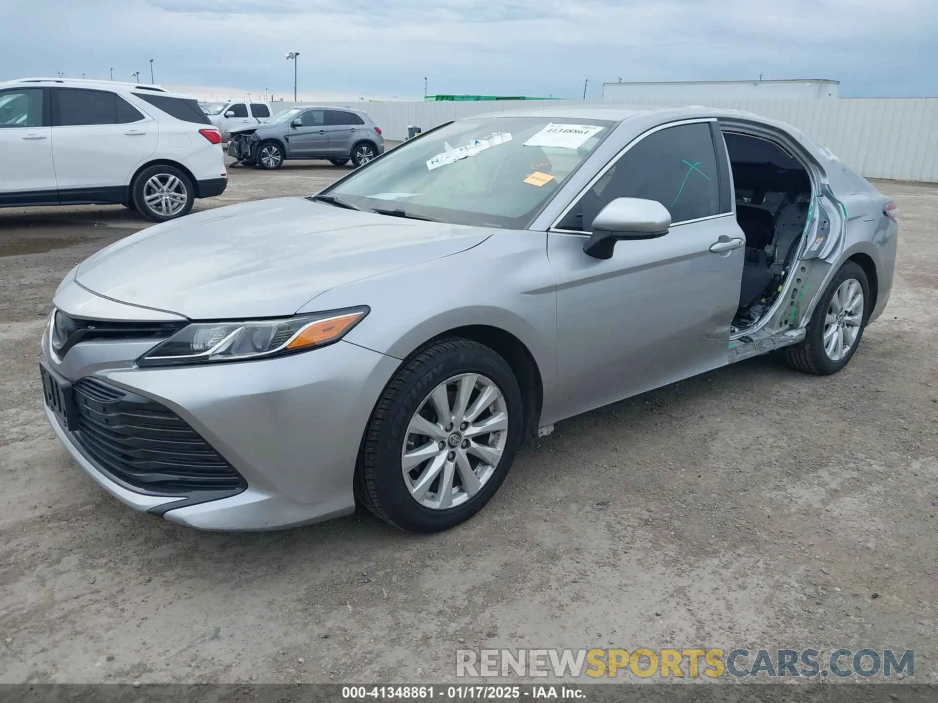 2 Photograph of a damaged car 4T1B11HK3KU769178 TOYOTA CAMRY 2019