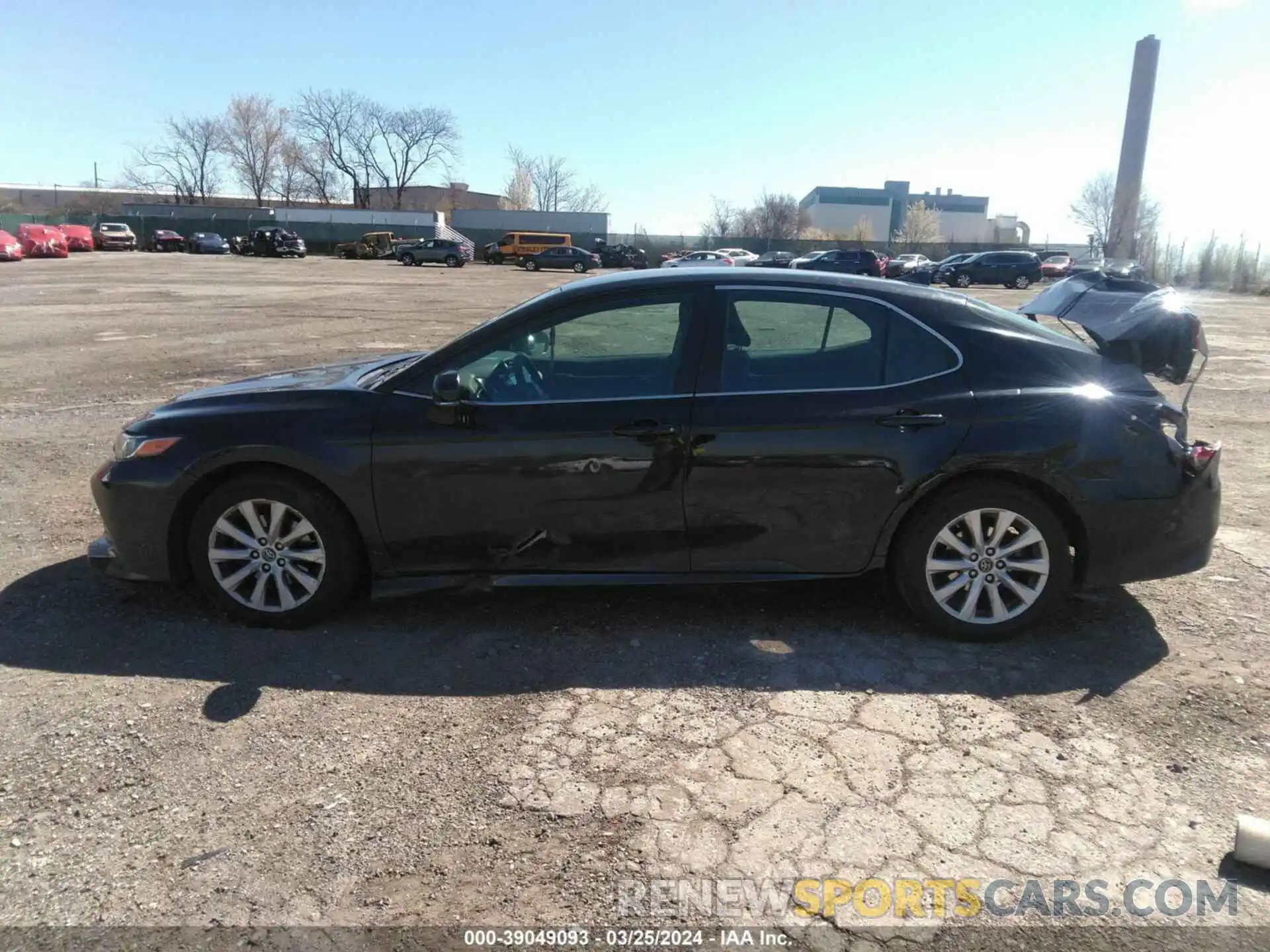 14 Photograph of a damaged car 4T1B11HK3KU769519 TOYOTA CAMRY 2019