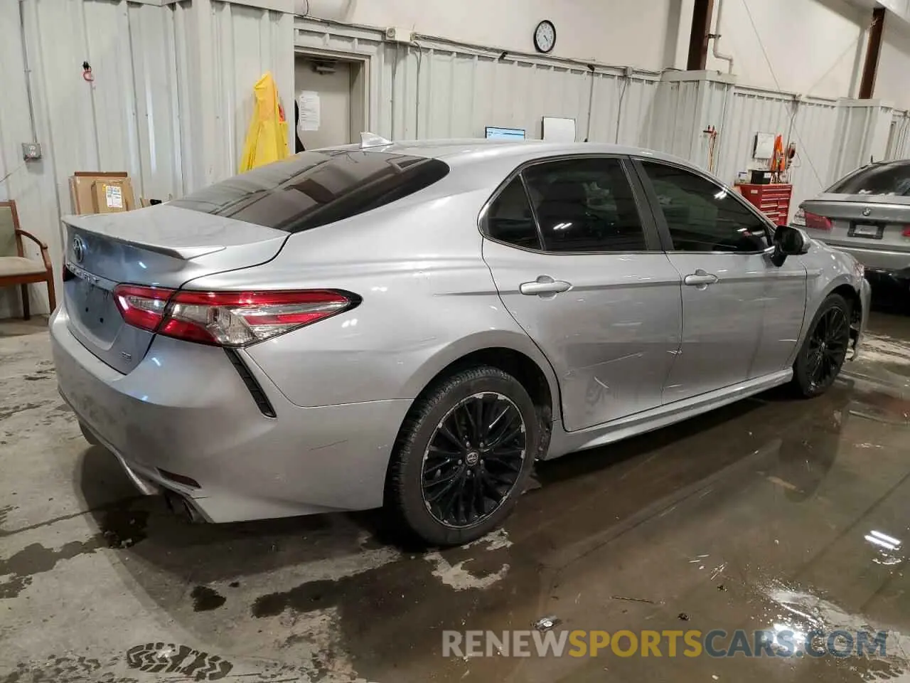 3 Photograph of a damaged car 4T1B11HK3KU769696 TOYOTA CAMRY 2019