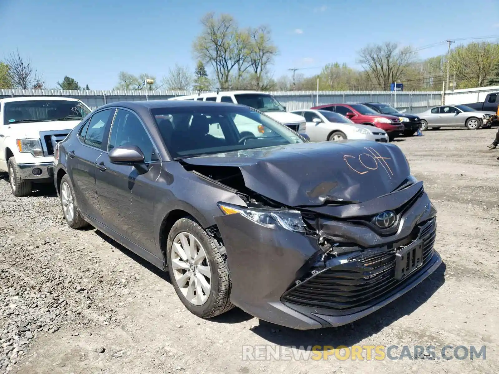 1 Photograph of a damaged car 4T1B11HK3KU769827 TOYOTA CAMRY 2019