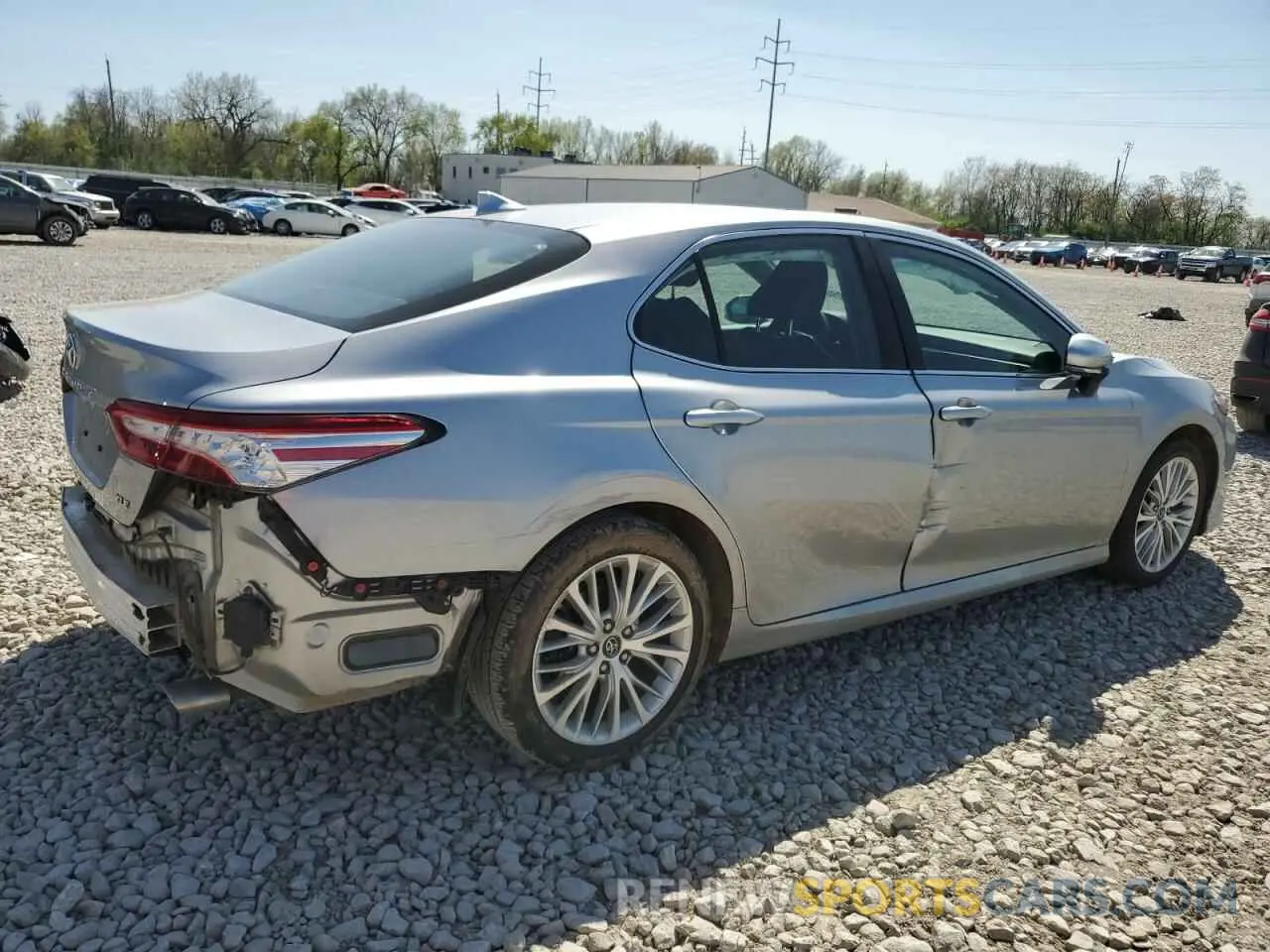 3 Photograph of a damaged car 4T1B11HK3KU770914 TOYOTA CAMRY 2019