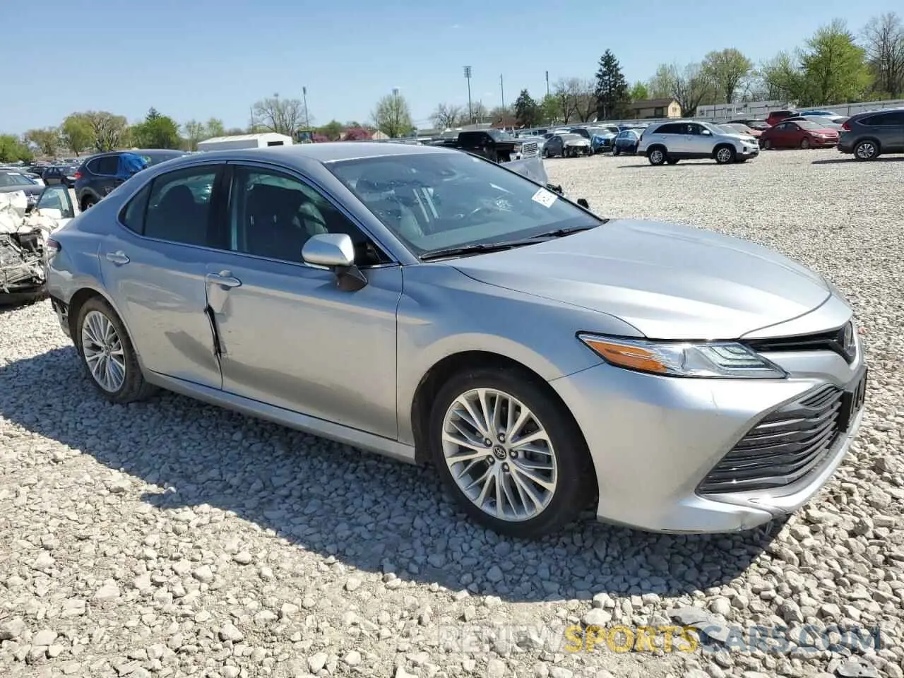4 Photograph of a damaged car 4T1B11HK3KU770914 TOYOTA CAMRY 2019