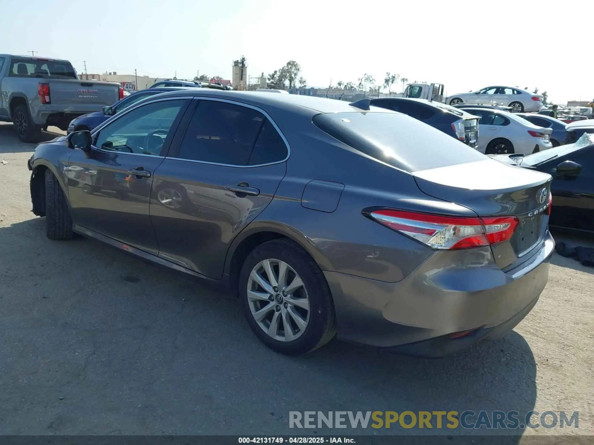 3 Photograph of a damaged car 4T1B11HK3KU776759 TOYOTA CAMRY 2019