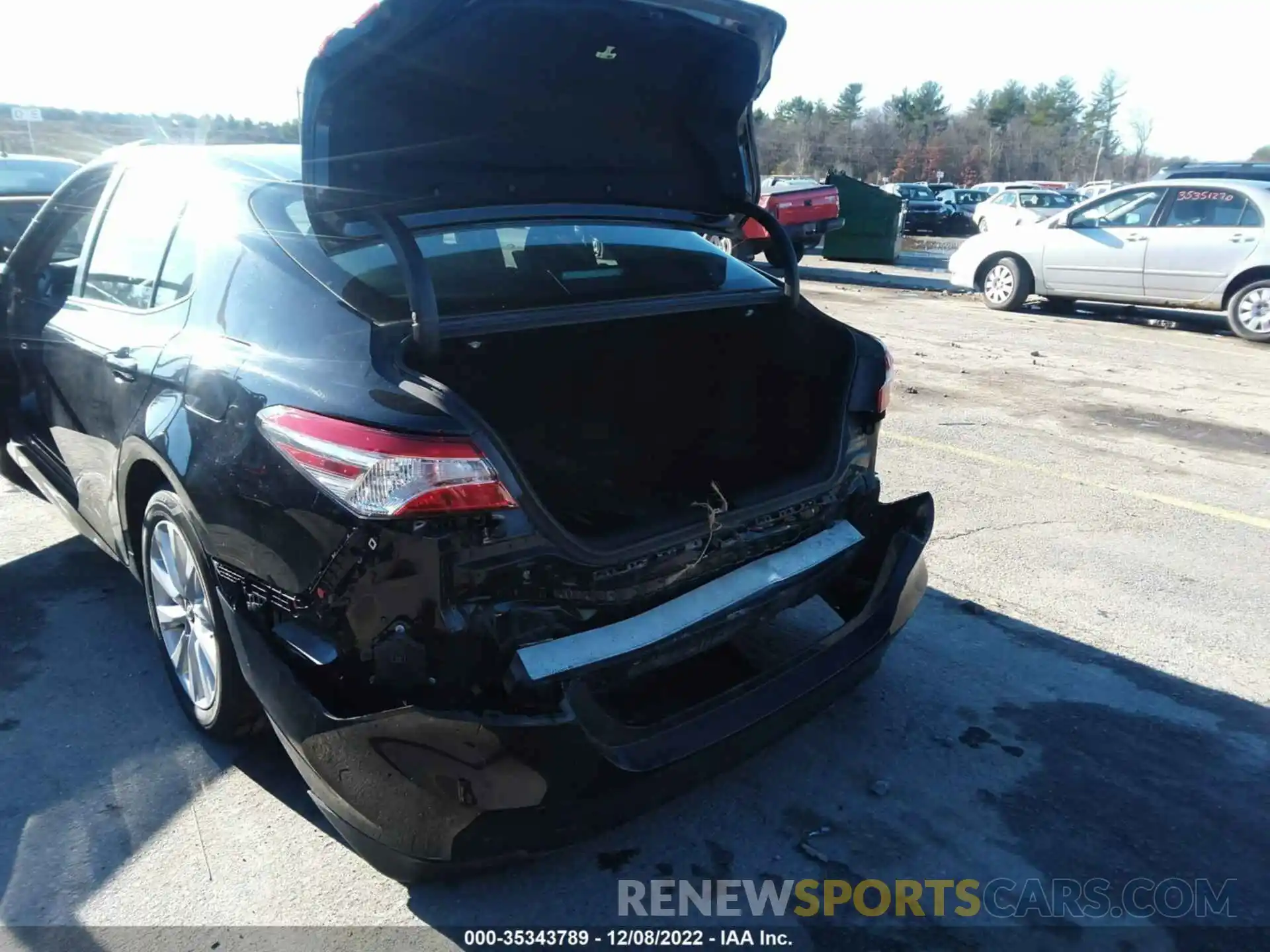 6 Photograph of a damaged car 4T1B11HK3KU776843 TOYOTA CAMRY 2019