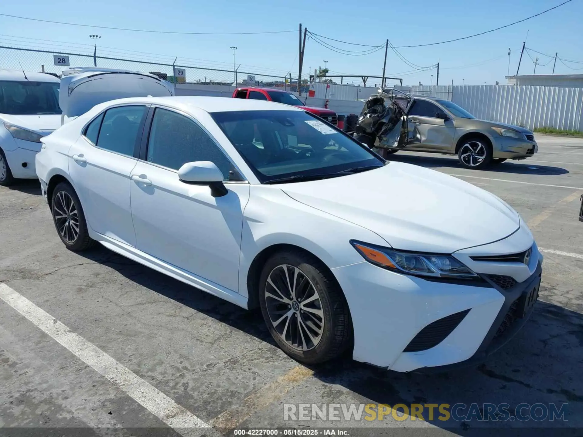 1 Photograph of a damaged car 4T1B11HK3KU777054 TOYOTA CAMRY 2019
