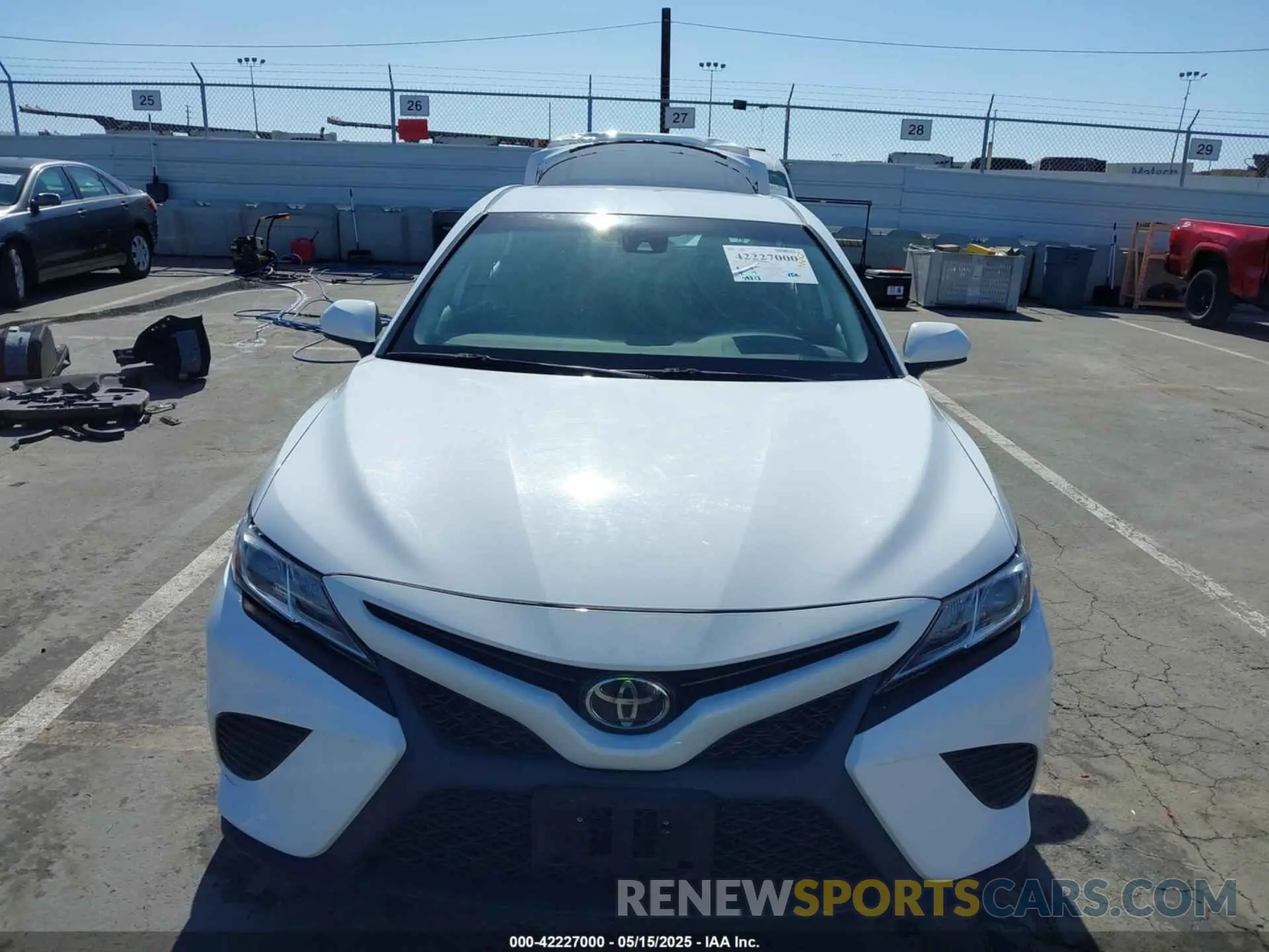 13 Photograph of a damaged car 4T1B11HK3KU777054 TOYOTA CAMRY 2019