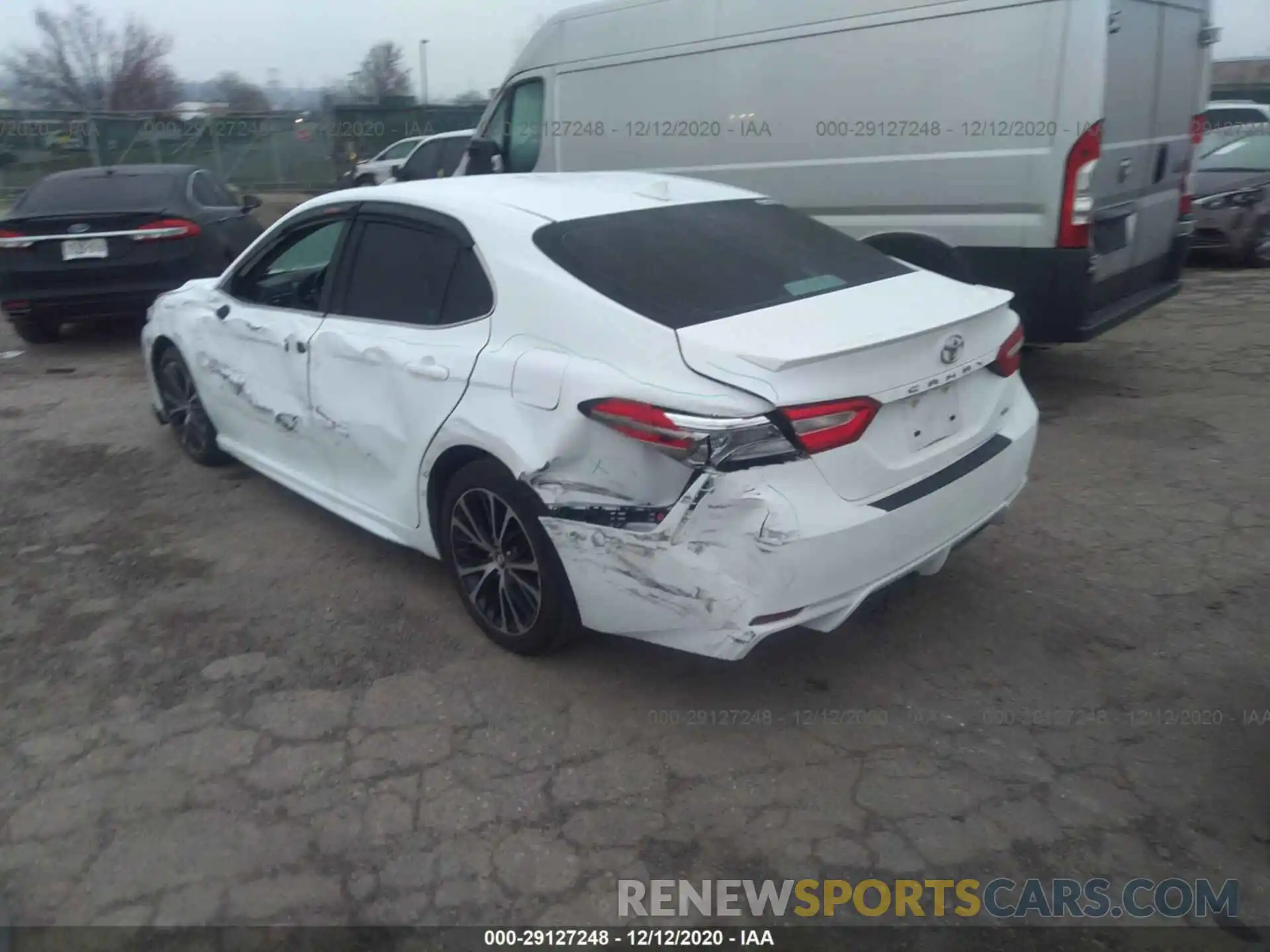 3 Photograph of a damaged car 4T1B11HK3KU777152 TOYOTA CAMRY 2019