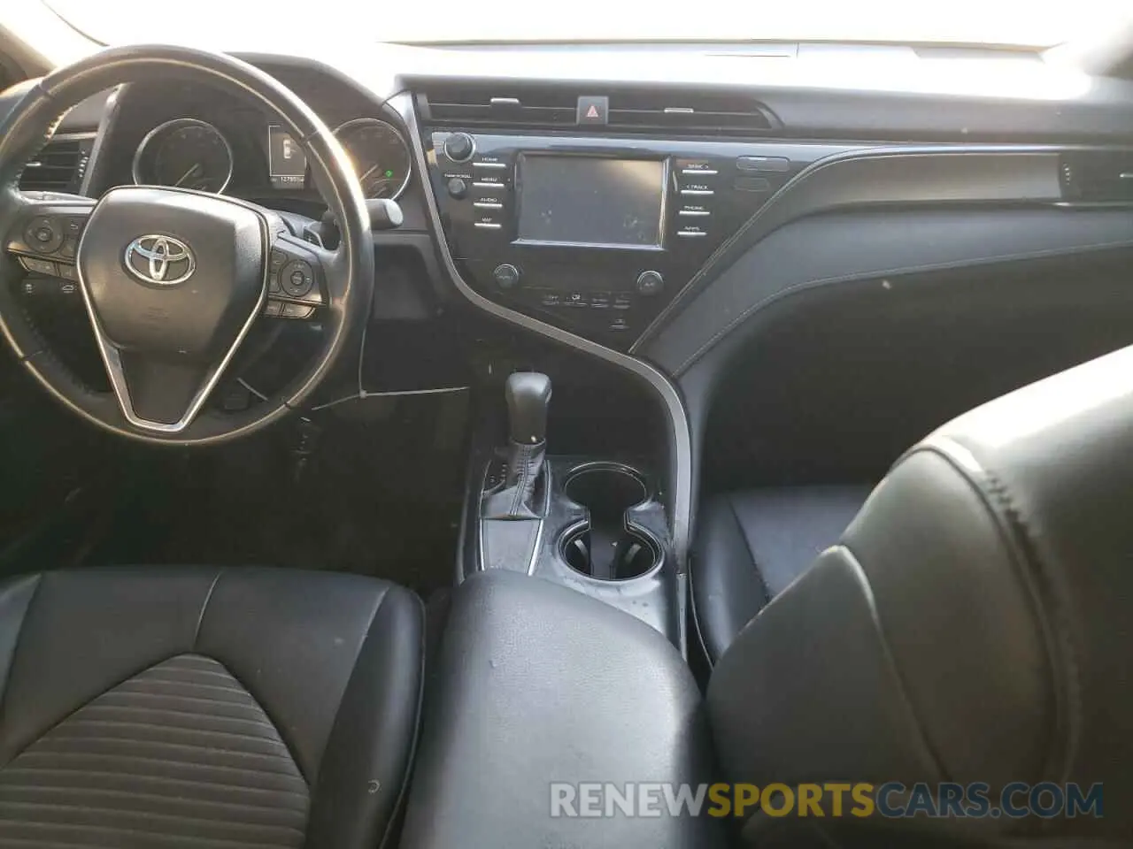 8 Photograph of a damaged car 4T1B11HK3KU780228 TOYOTA CAMRY 2019