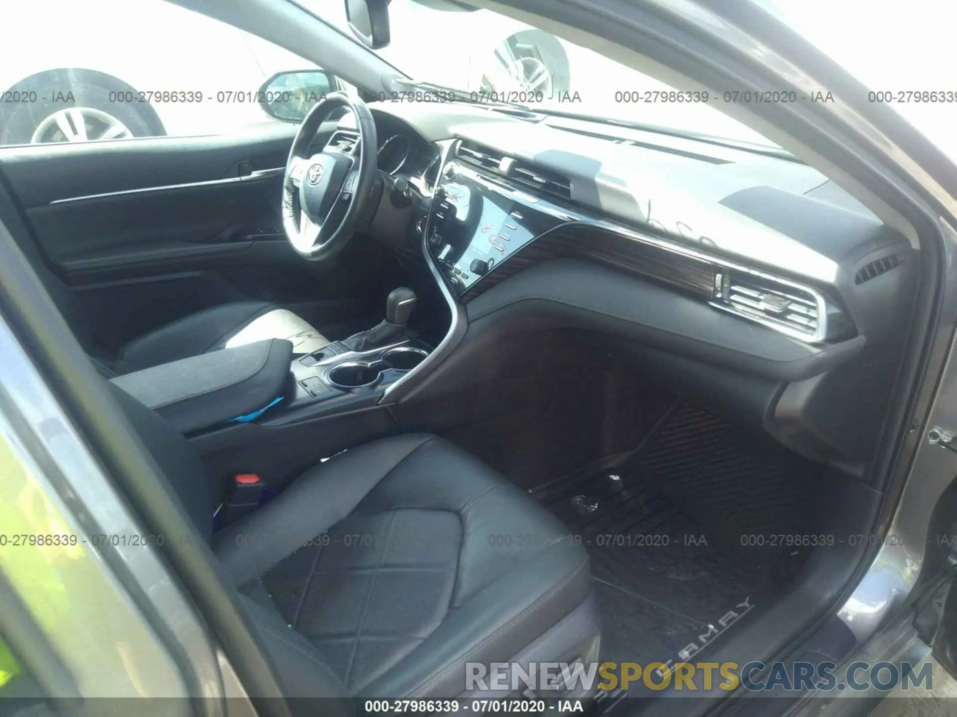 5 Photograph of a damaged car 4T1B11HK3KU782870 TOYOTA CAMRY 2019