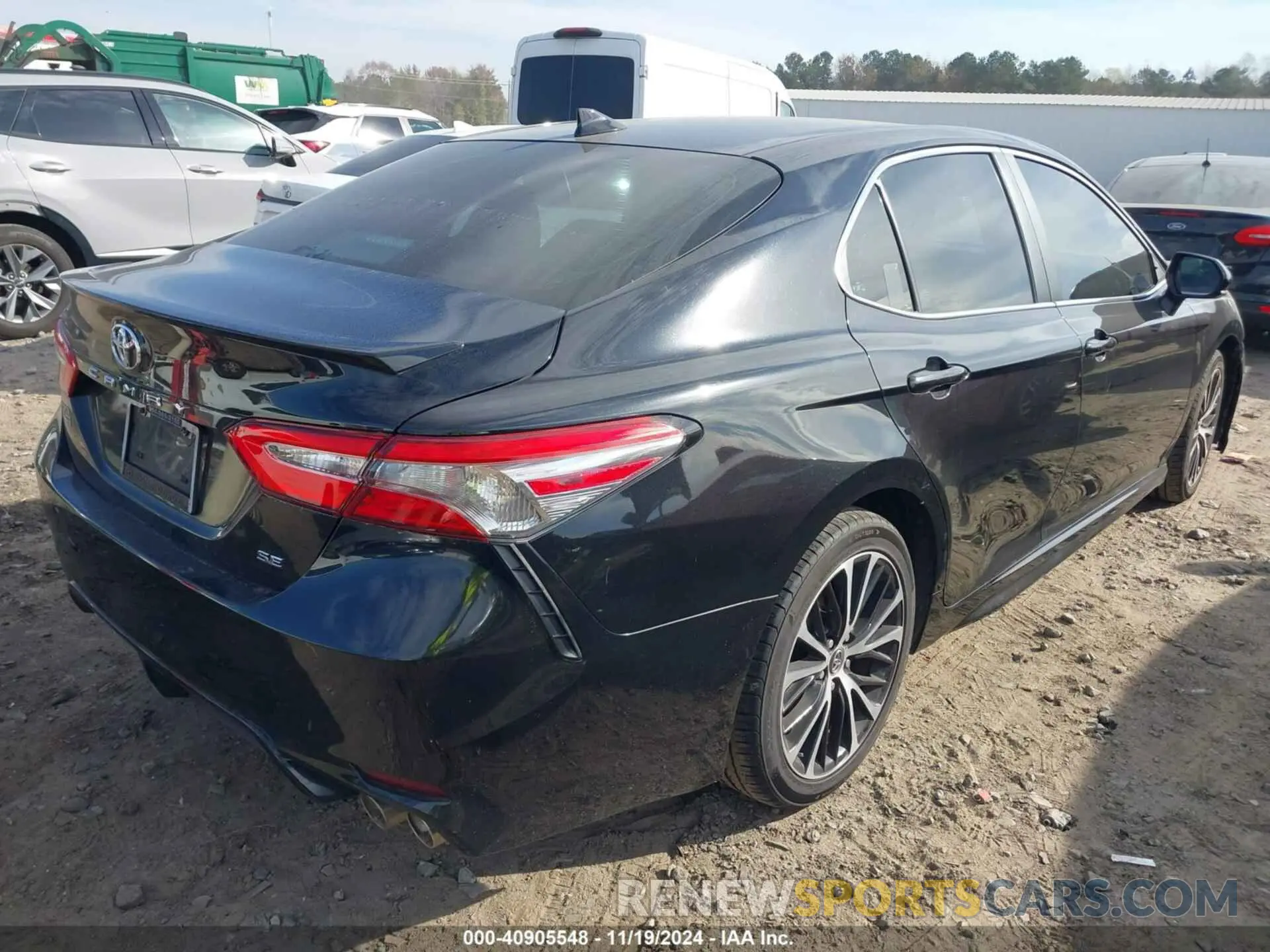 4 Photograph of a damaged car 4T1B11HK3KU783484 TOYOTA CAMRY 2019