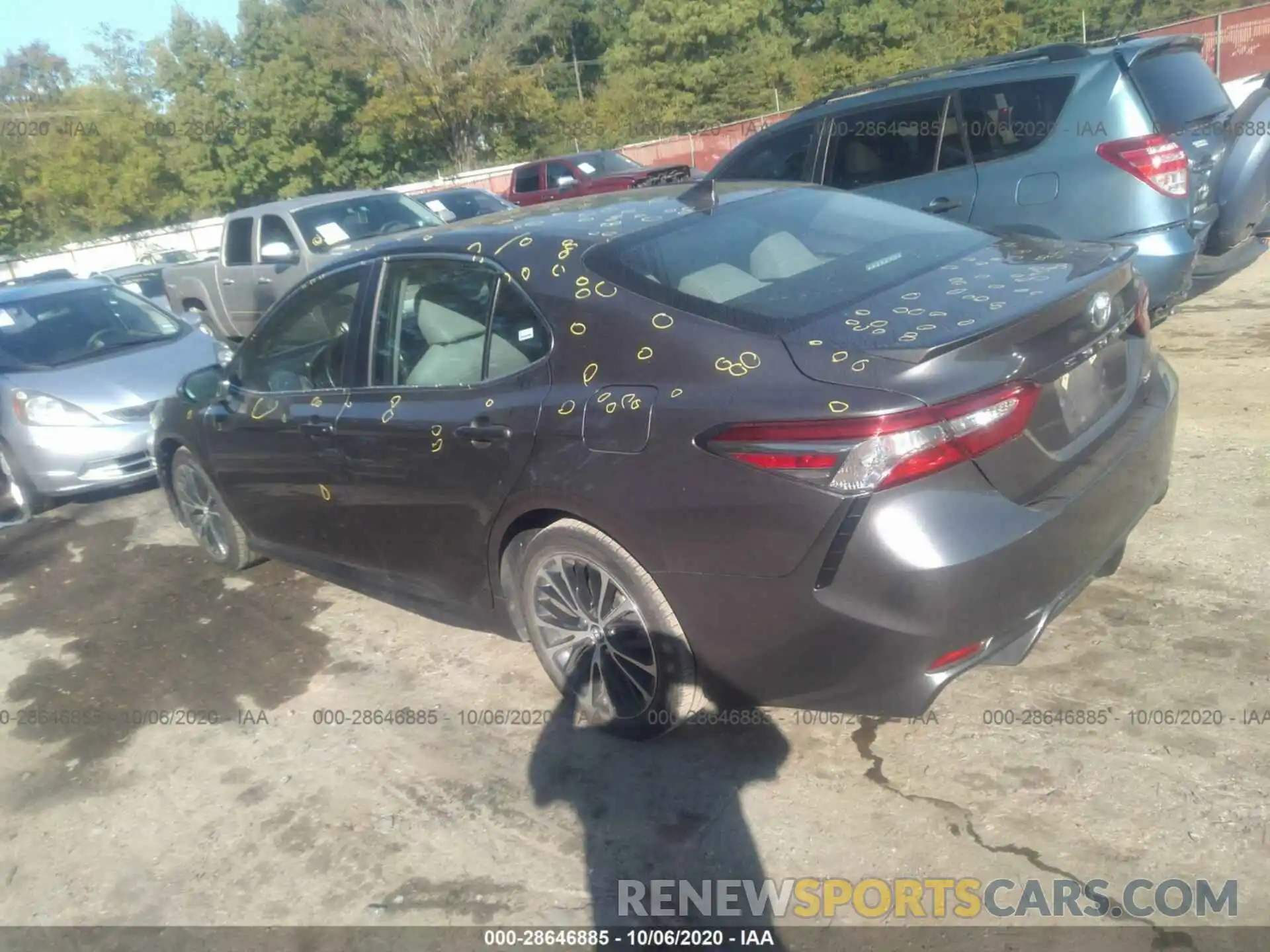 3 Photograph of a damaged car 4T1B11HK3KU783663 TOYOTA CAMRY 2019