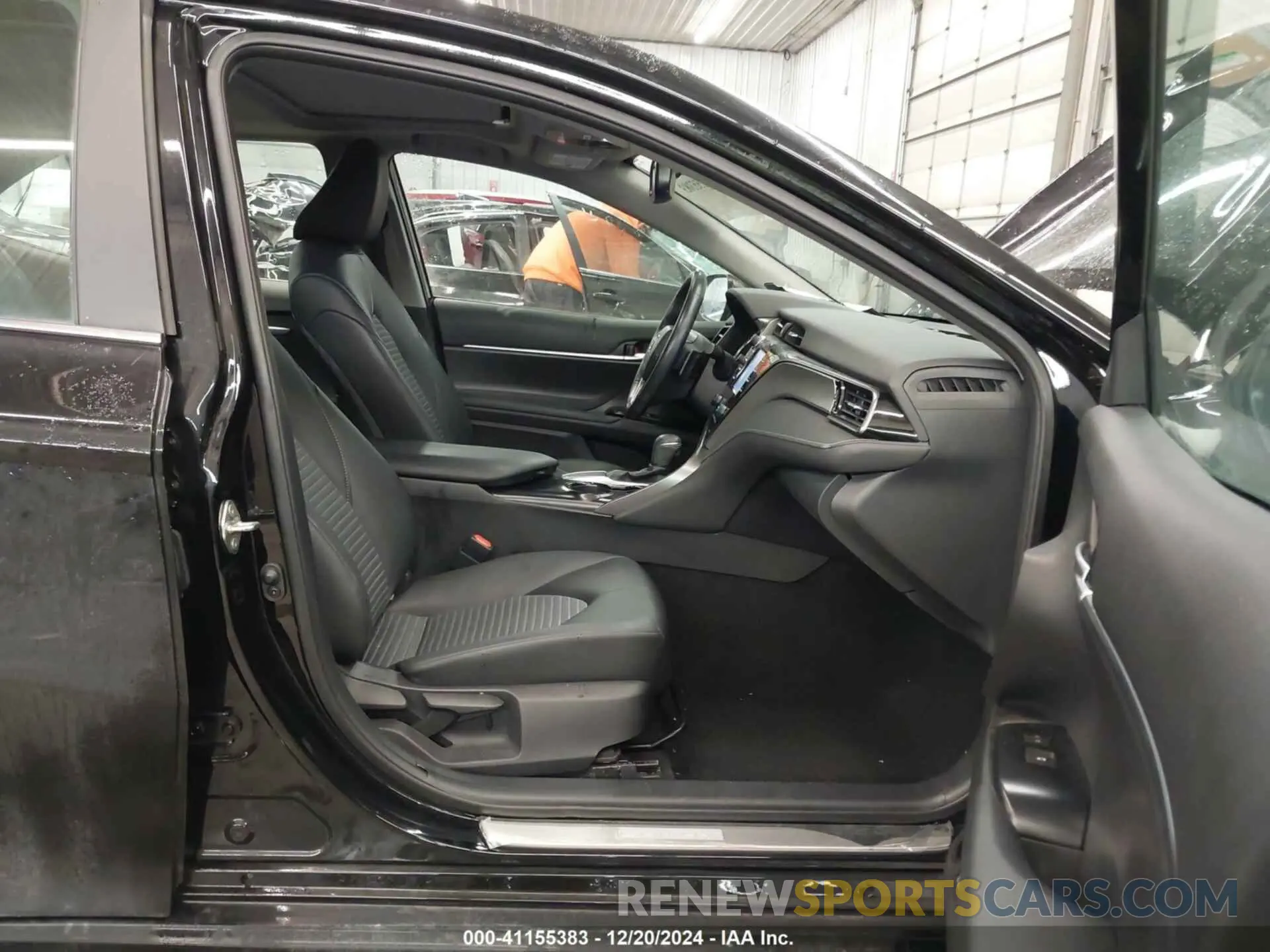 5 Photograph of a damaged car 4T1B11HK3KU784005 TOYOTA CAMRY 2019