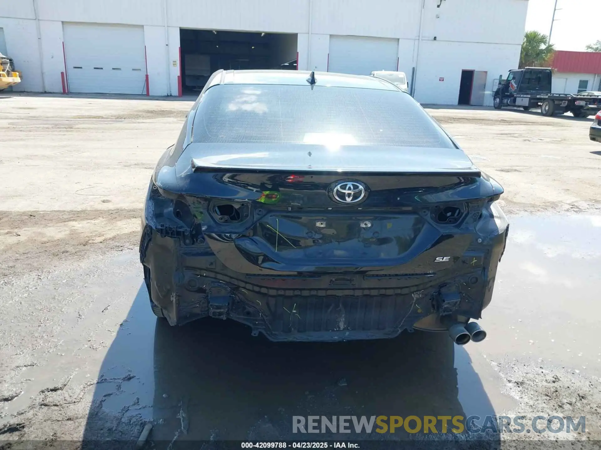 6 Photograph of a damaged car 4T1B11HK3KU787308 TOYOTA CAMRY 2019