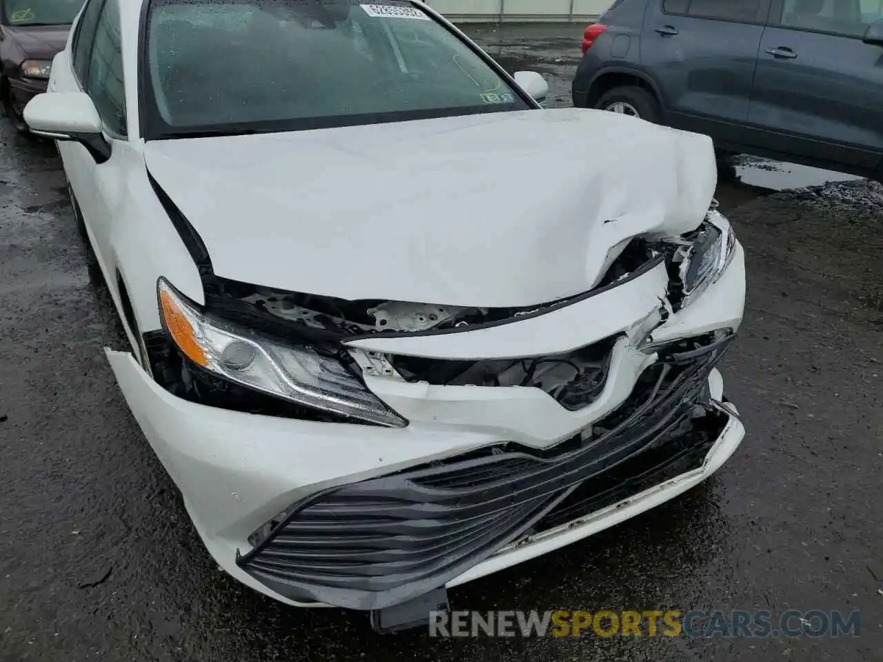 9 Photograph of a damaged car 4T1B11HK3KU790211 TOYOTA CAMRY 2019