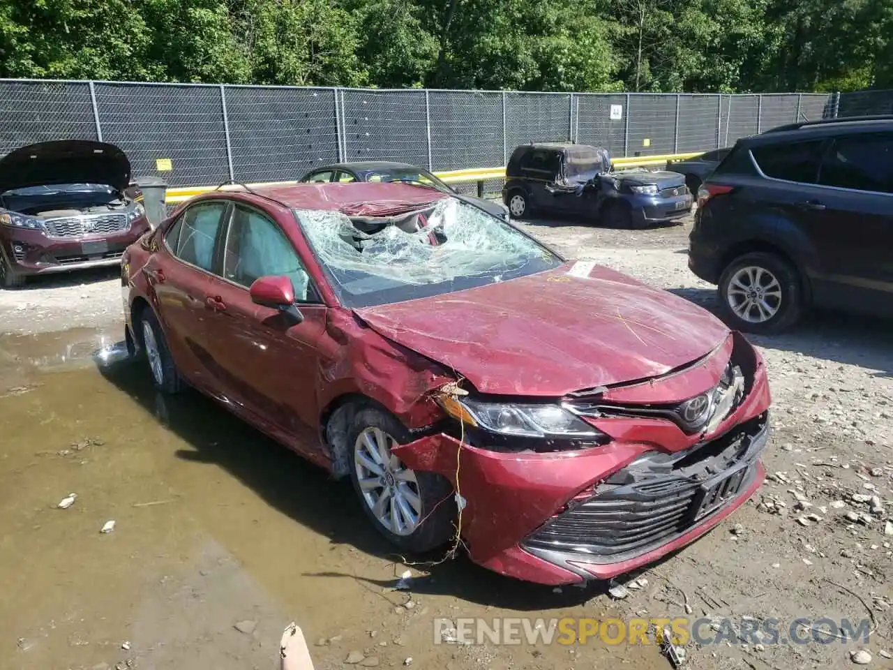 1 Photograph of a damaged car 4T1B11HK3KU791584 TOYOTA CAMRY 2019