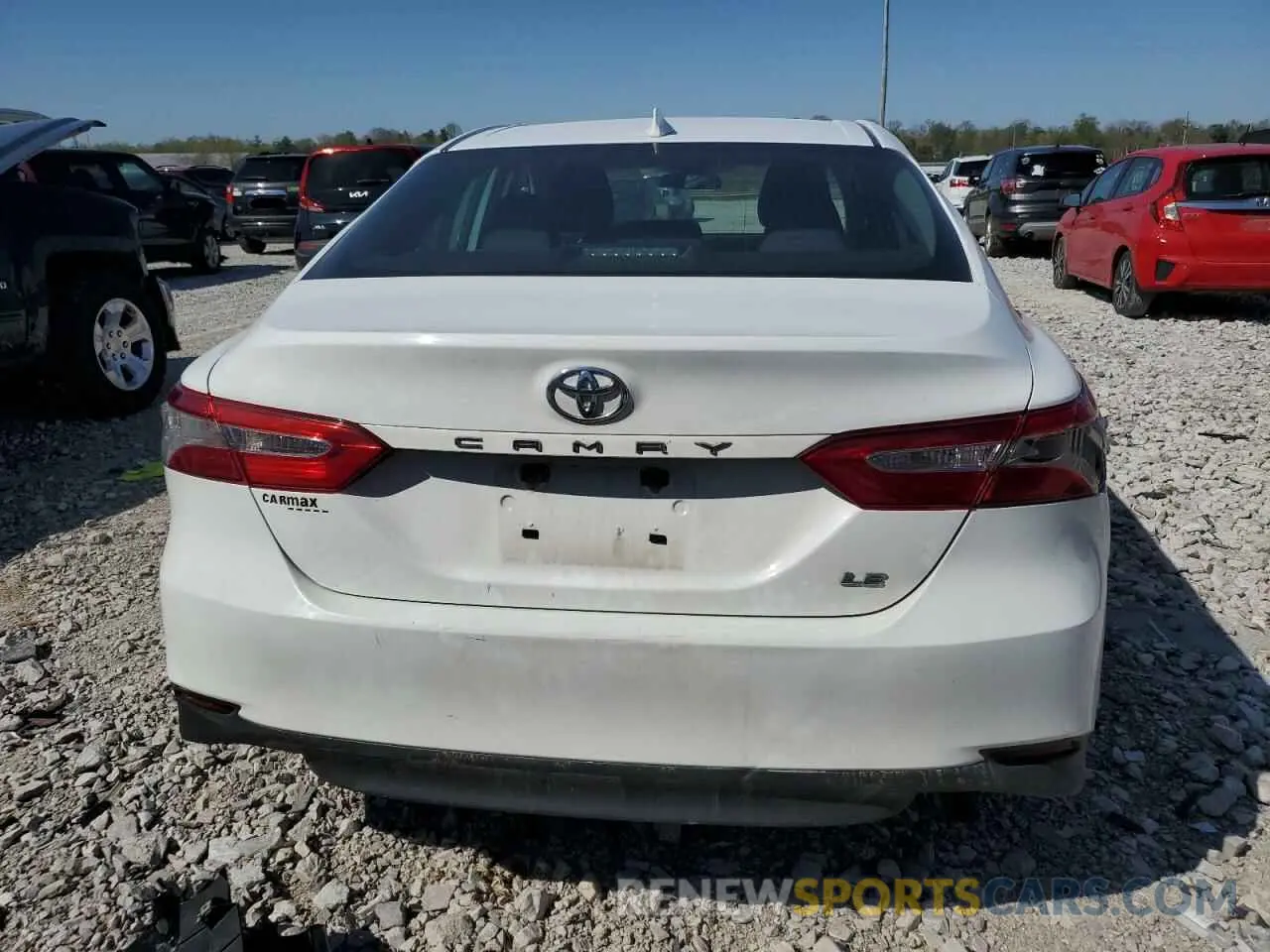 6 Photograph of a damaged car 4T1B11HK3KU792282 TOYOTA CAMRY 2019
