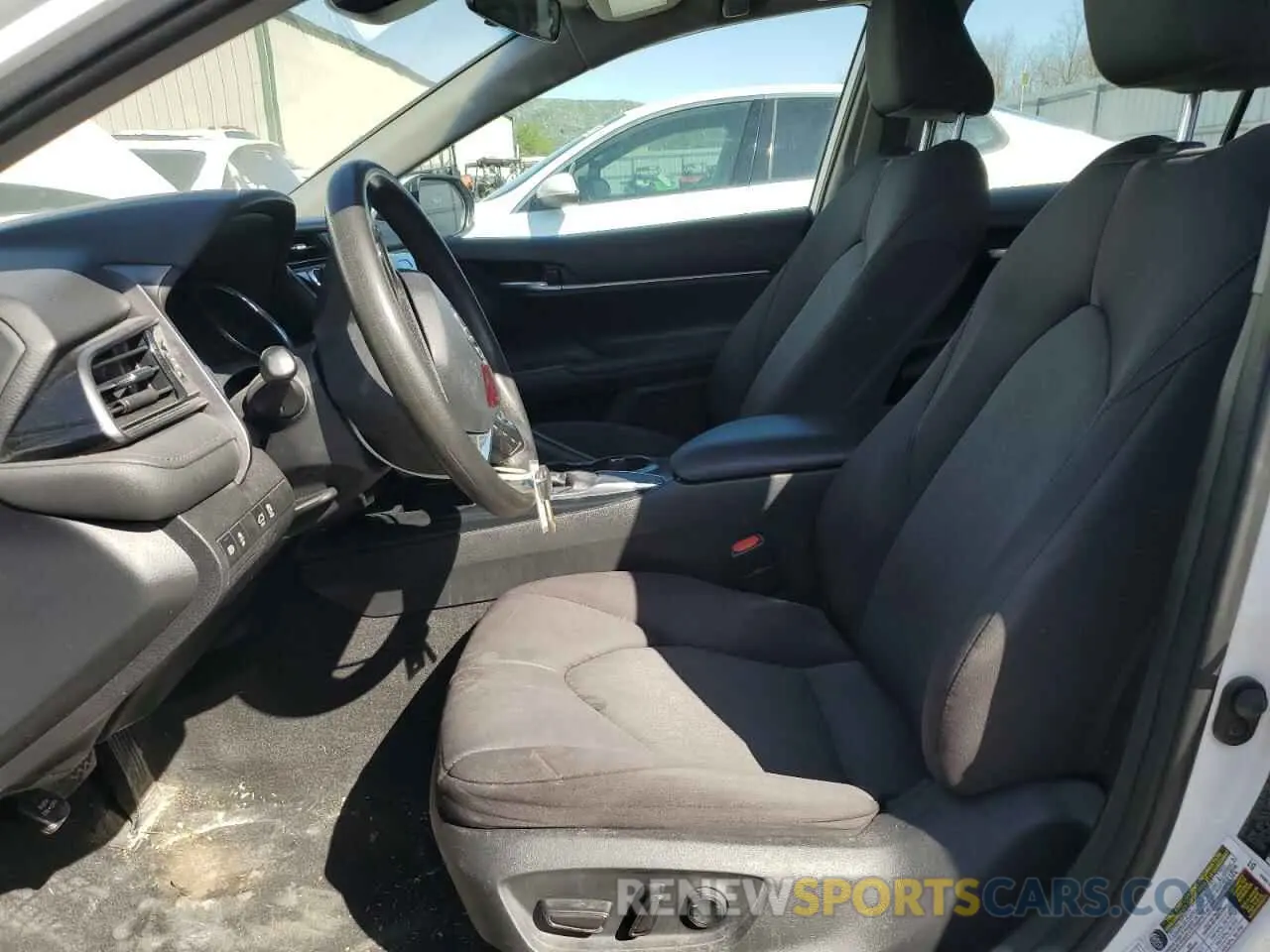 7 Photograph of a damaged car 4T1B11HK3KU792282 TOYOTA CAMRY 2019