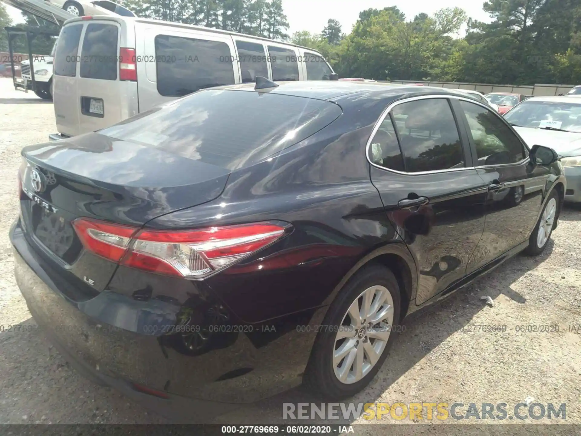 4 Photograph of a damaged car 4T1B11HK3KU797613 TOYOTA CAMRY 2019