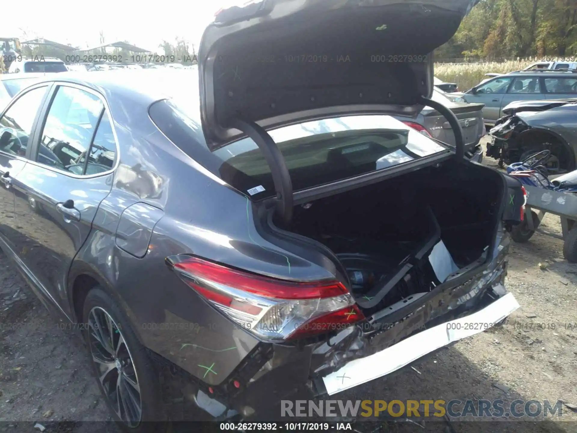 6 Photograph of a damaged car 4T1B11HK3KU801336 TOYOTA CAMRY 2019