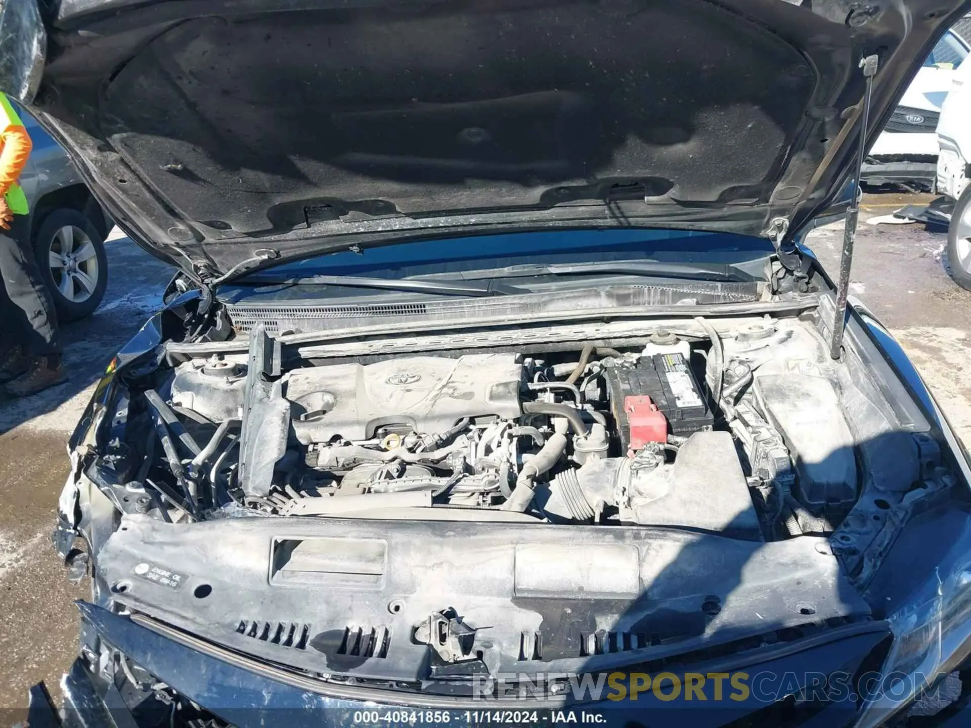10 Photograph of a damaged car 4T1B11HK3KU802258 TOYOTA CAMRY 2019