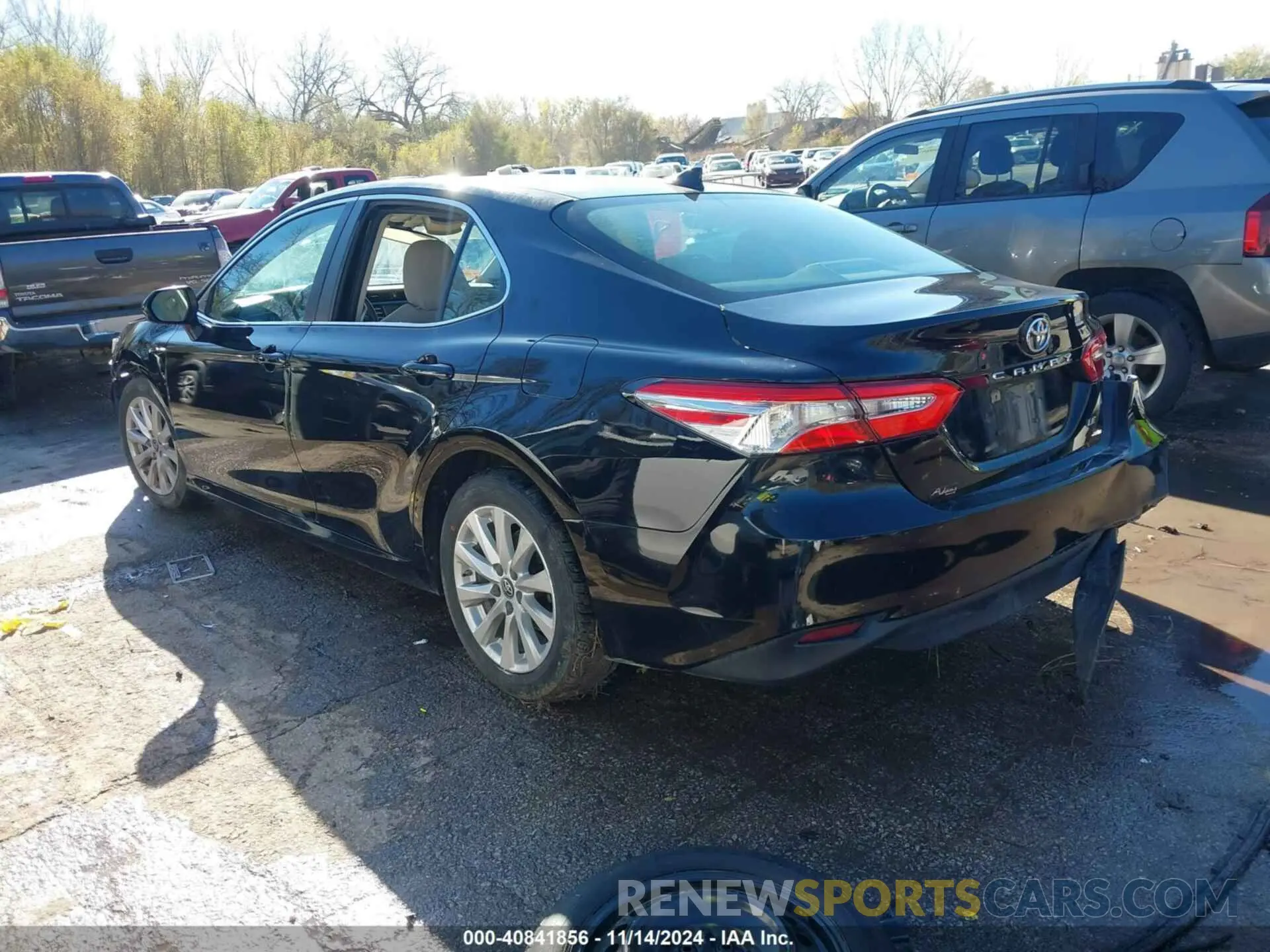 3 Photograph of a damaged car 4T1B11HK3KU802258 TOYOTA CAMRY 2019