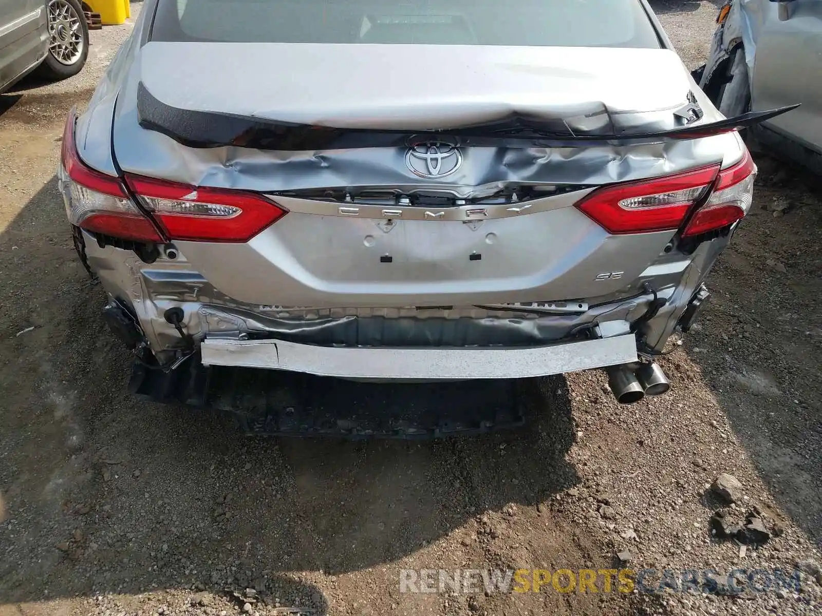 9 Photograph of a damaged car 4T1B11HK3KU802521 TOYOTA CAMRY 2019