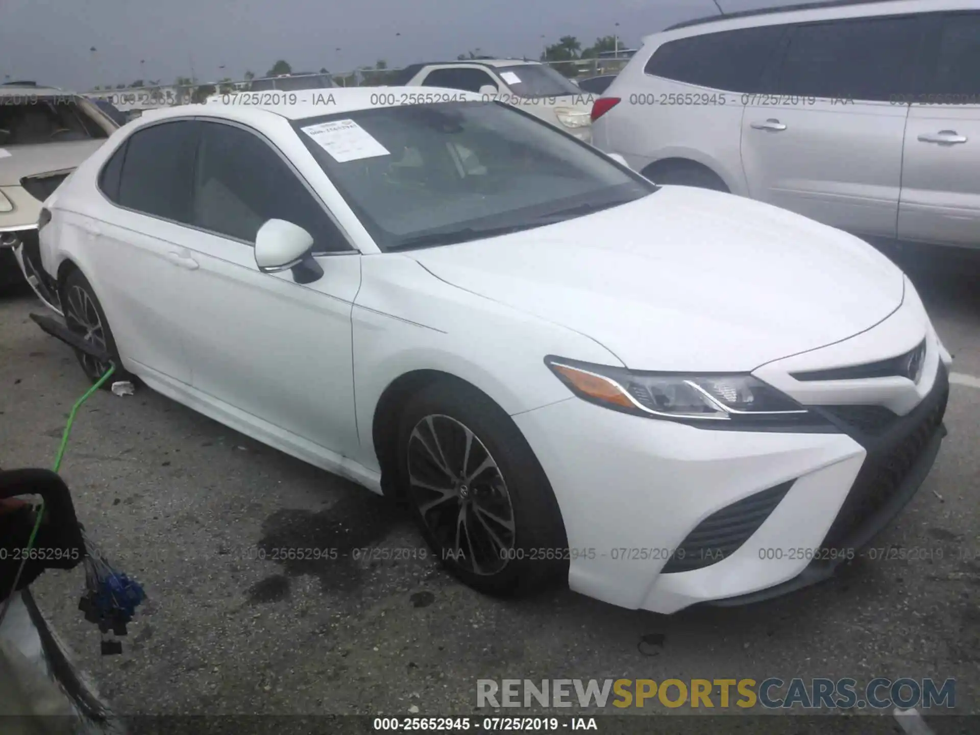 1 Photograph of a damaged car 4T1B11HK3KU803491 TOYOTA CAMRY 2019